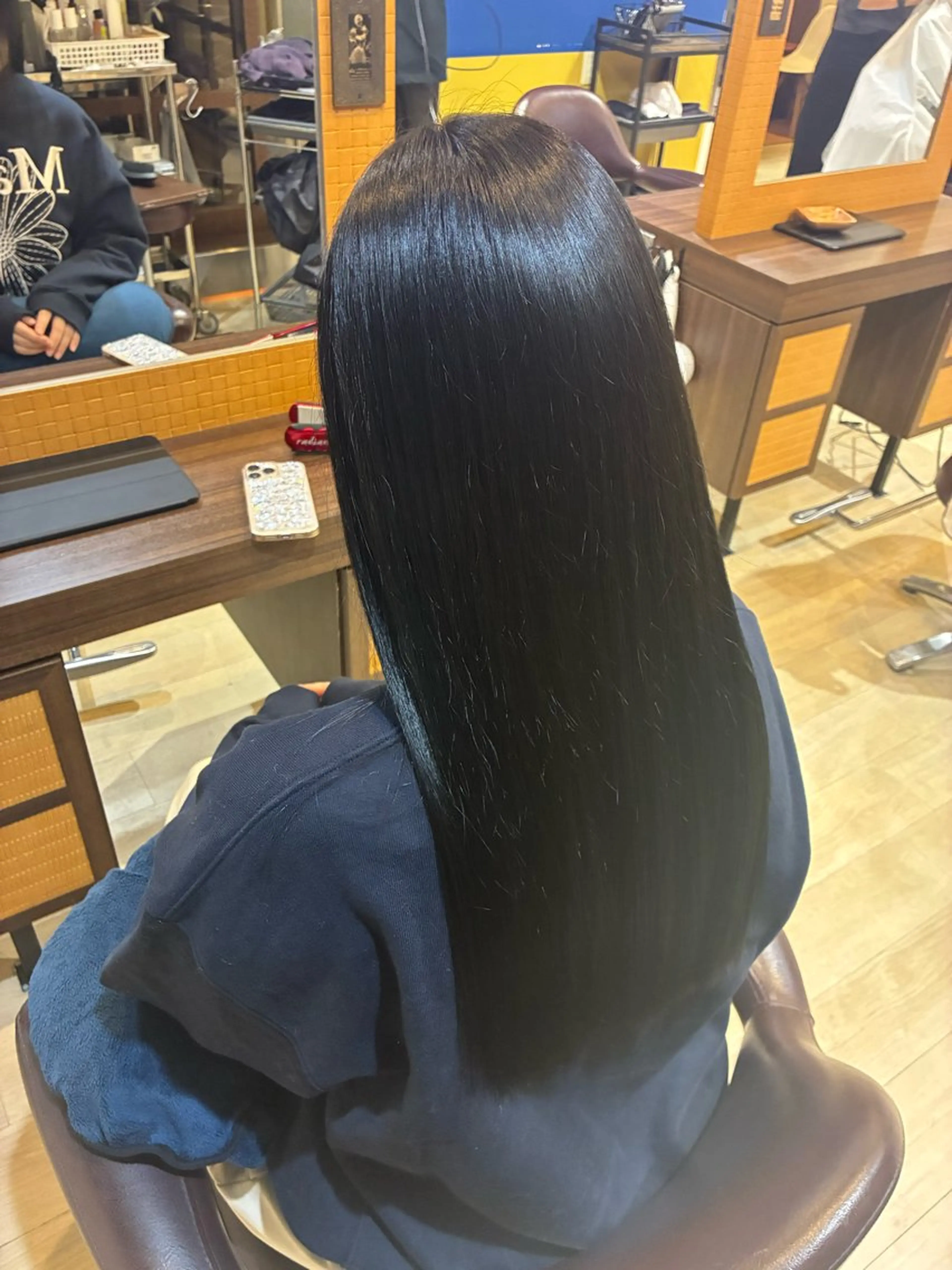 ロング ヘアカラー Orque kazuneのヘアスタイル