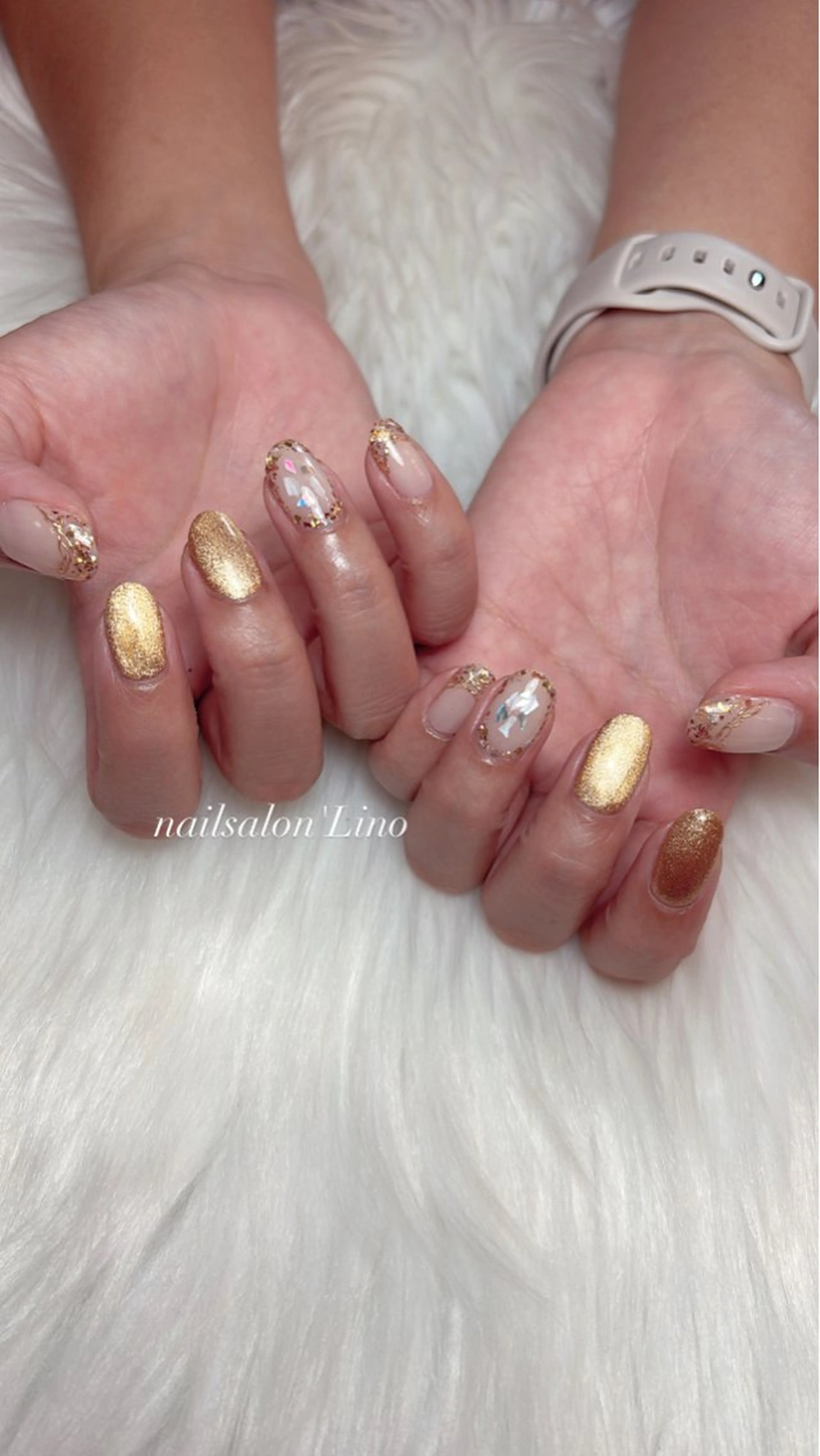 ネイル フレンチネイル ゴールド ラメ(グリッター) ハンドネイル Lino𓂃⟡.· Chizuruのネイルデザイン