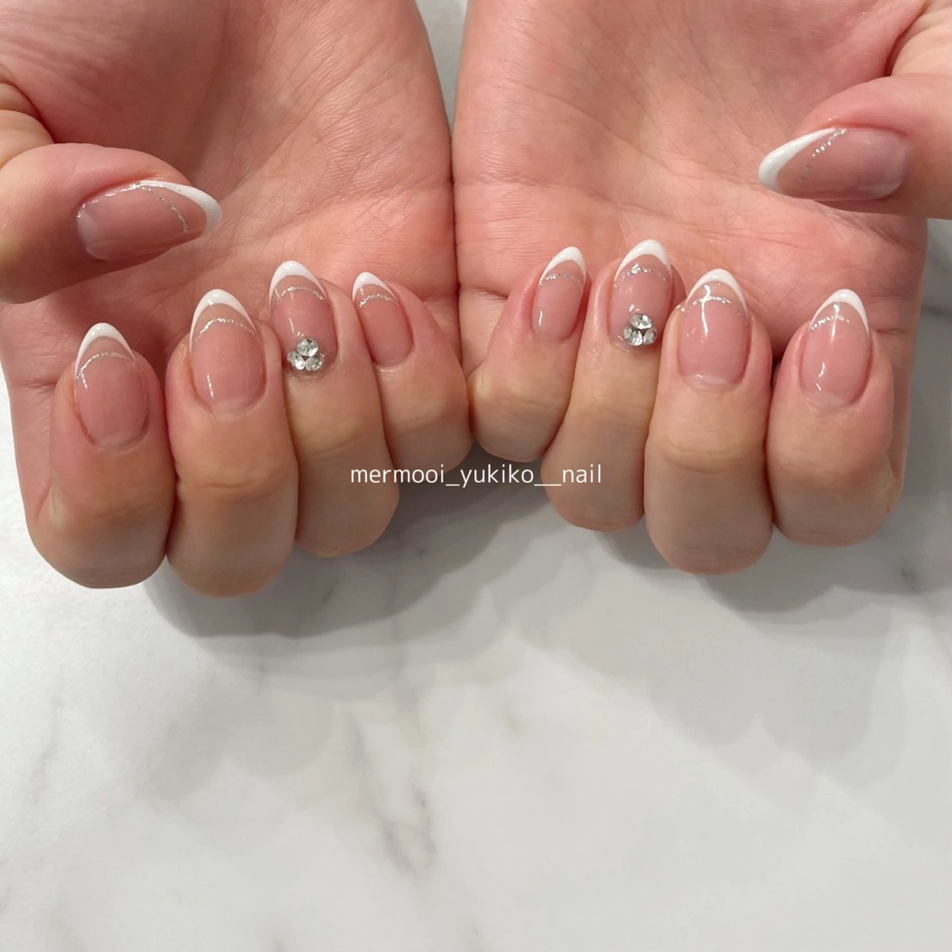 ネイル ダブルフレンチ フレンチネイル ジェルネイル 韓国ネイル ラメ(グリッター) melumooi nailのネイルデザイン
