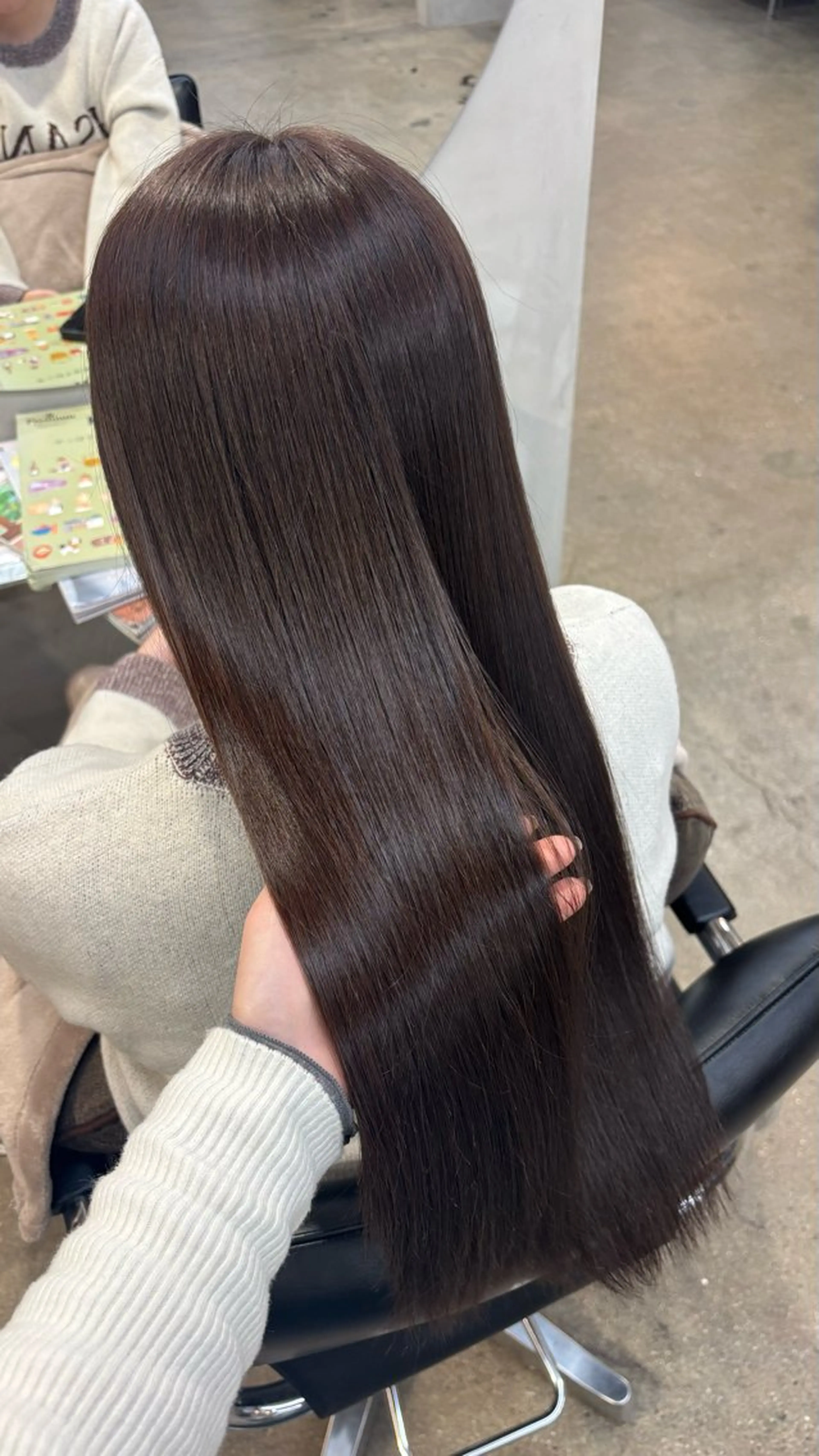 ロング カラー 桂 奈穂のヘアスタイル