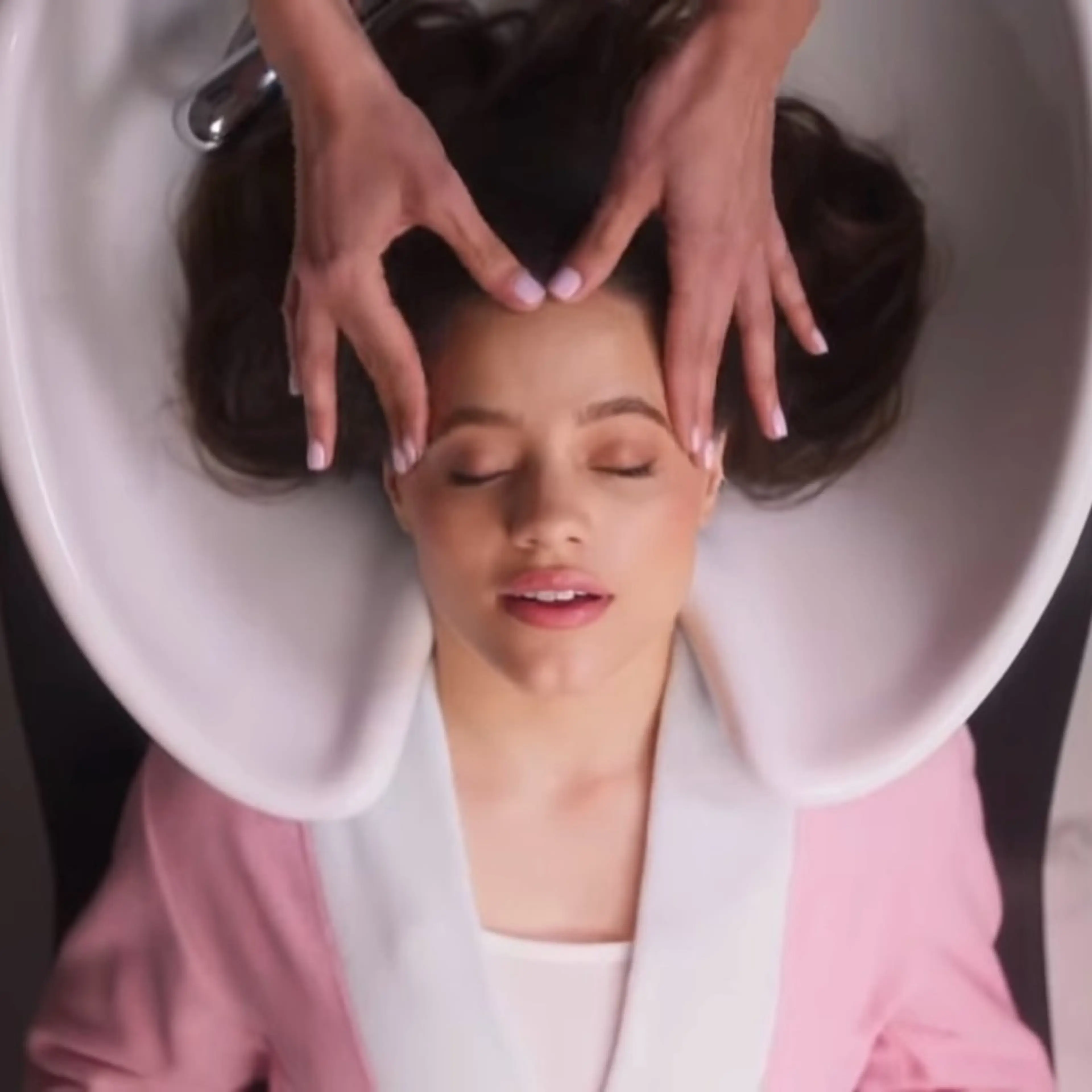 ショート 韓国ヘア/レイヤー 顔周りカット/ユキナのヘアスタイル