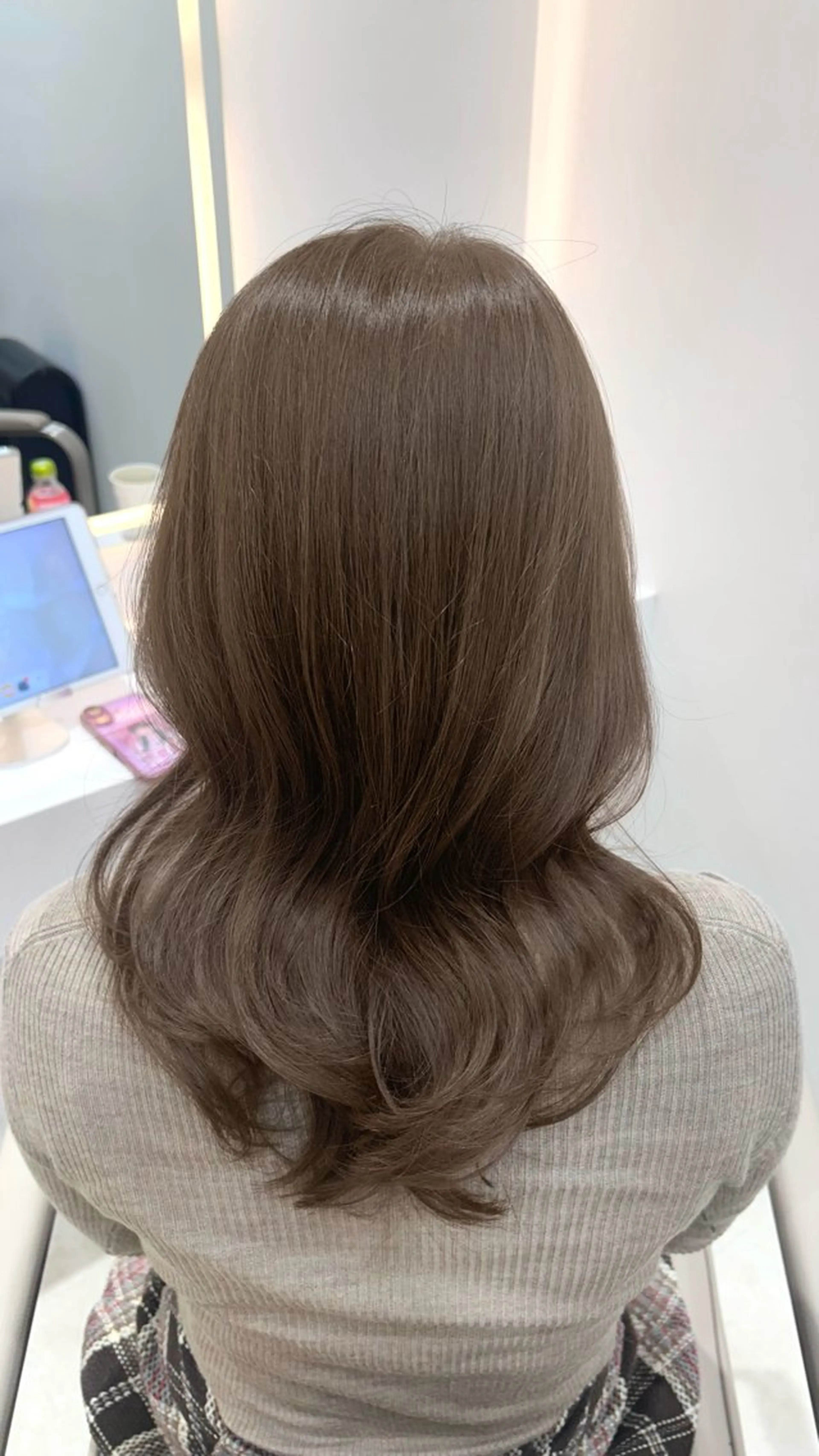 ロング カラー カット ヘアカラー トリートメント IVE所属・ダブルカラー髪質改善 /Annaのヘアスタイル