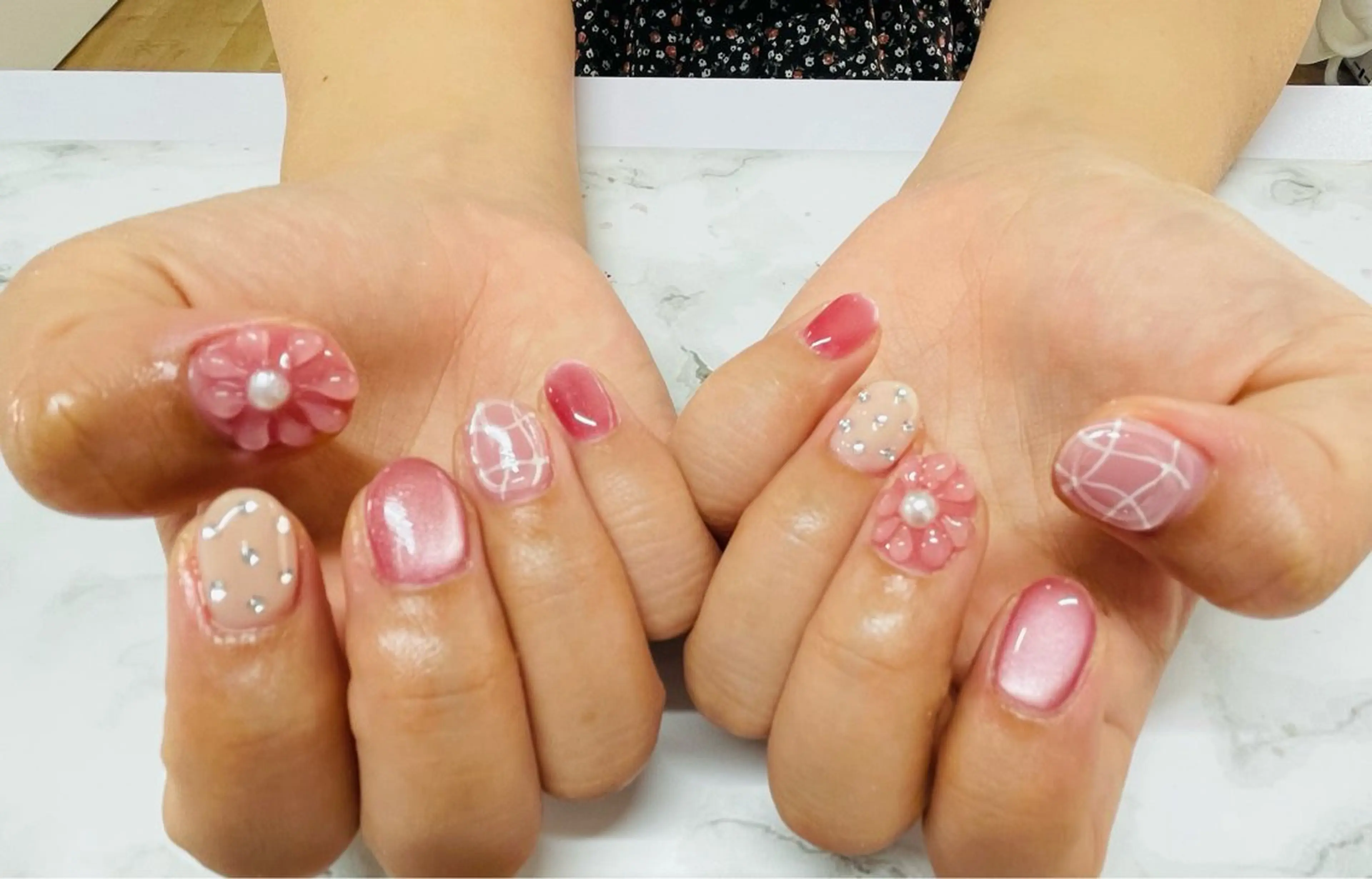 (アートネイル)フラワーアート🌸オフ込み、ケヤ込み🌟の写真