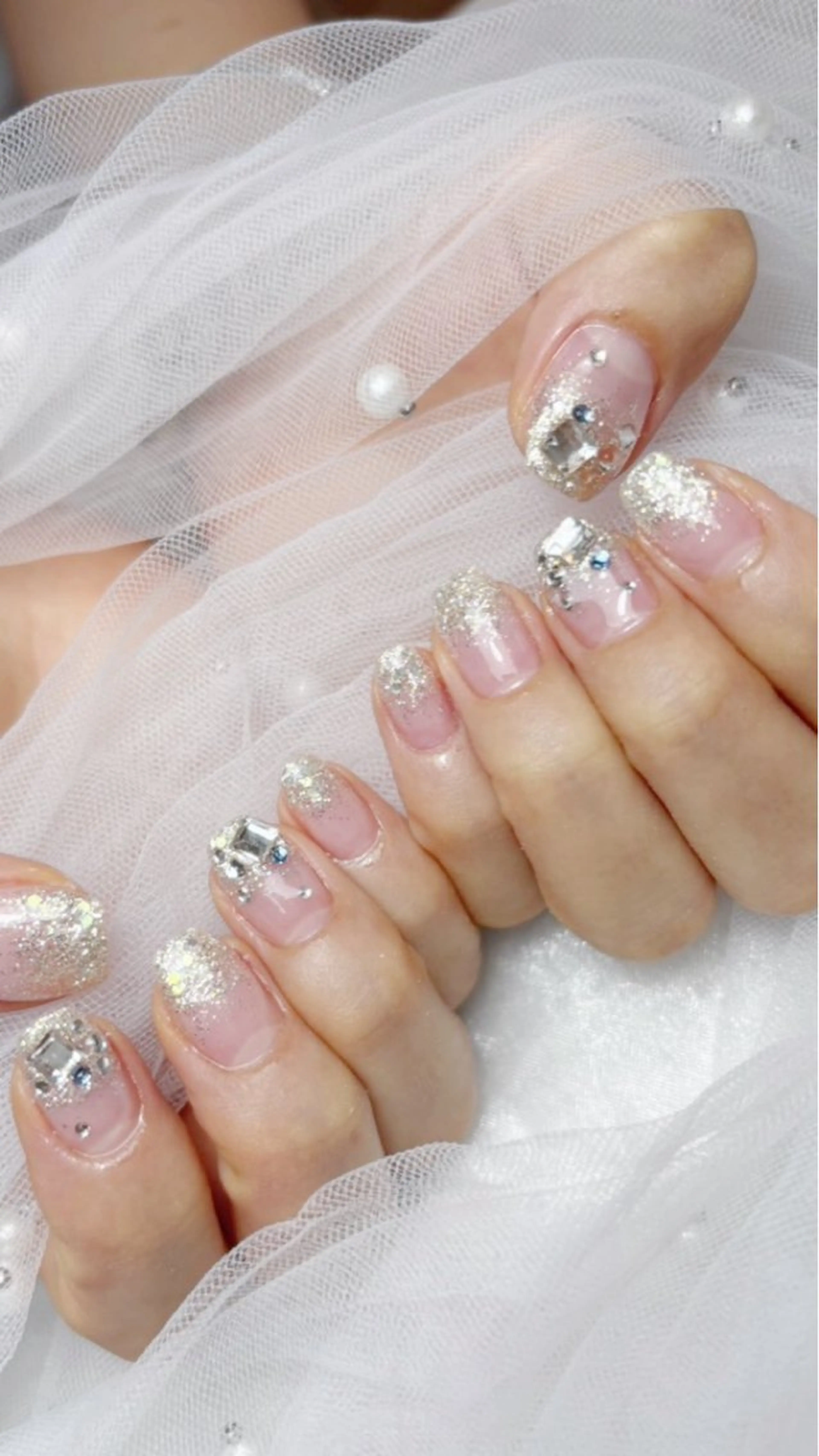 ネイル ストーンネイル Mia nail 【平尾駅すぐ】のネイルデザイン