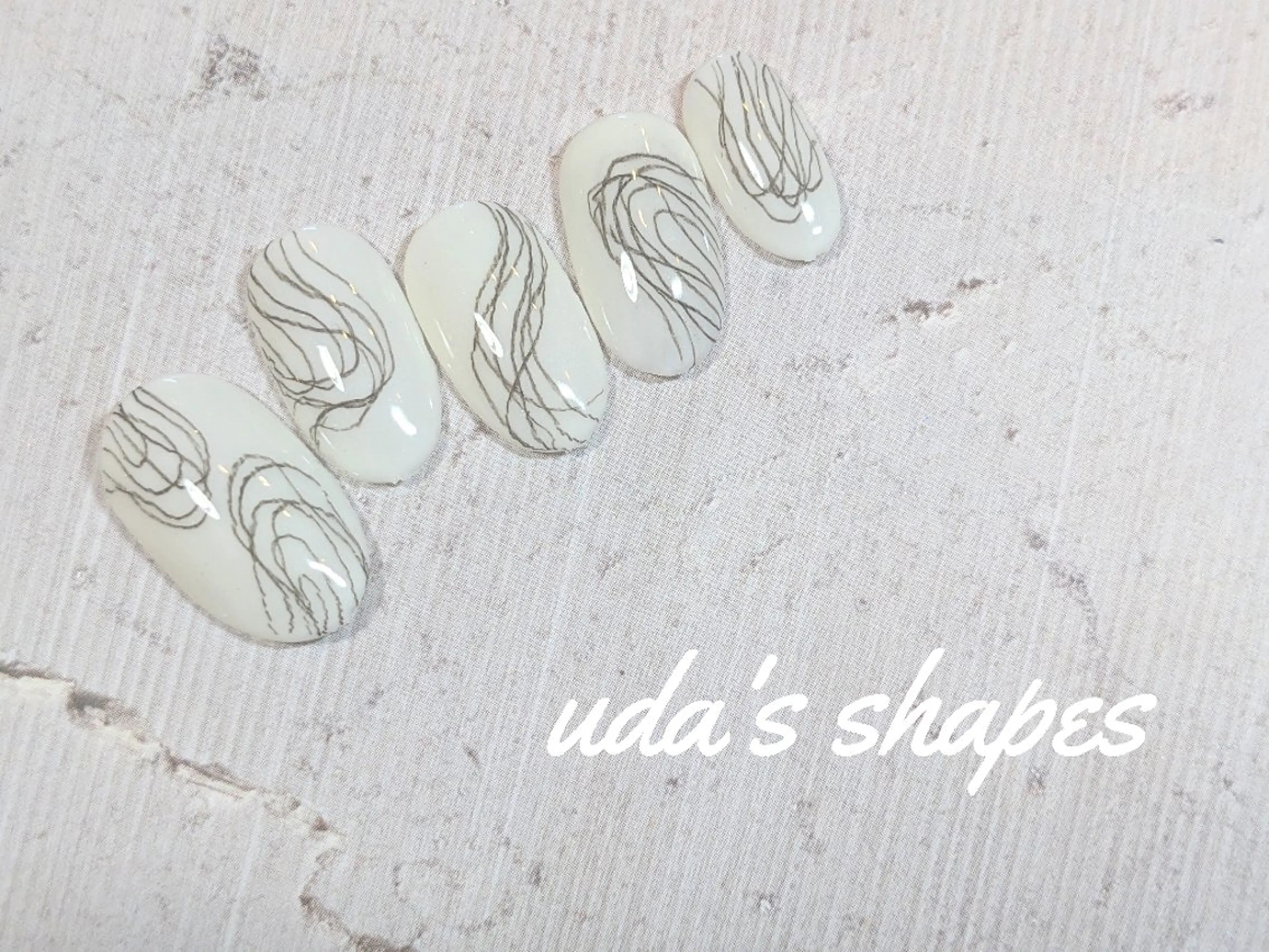 ネイル ウダズシェイプス 〜柏ネイルサロン〜のネイルデザイン