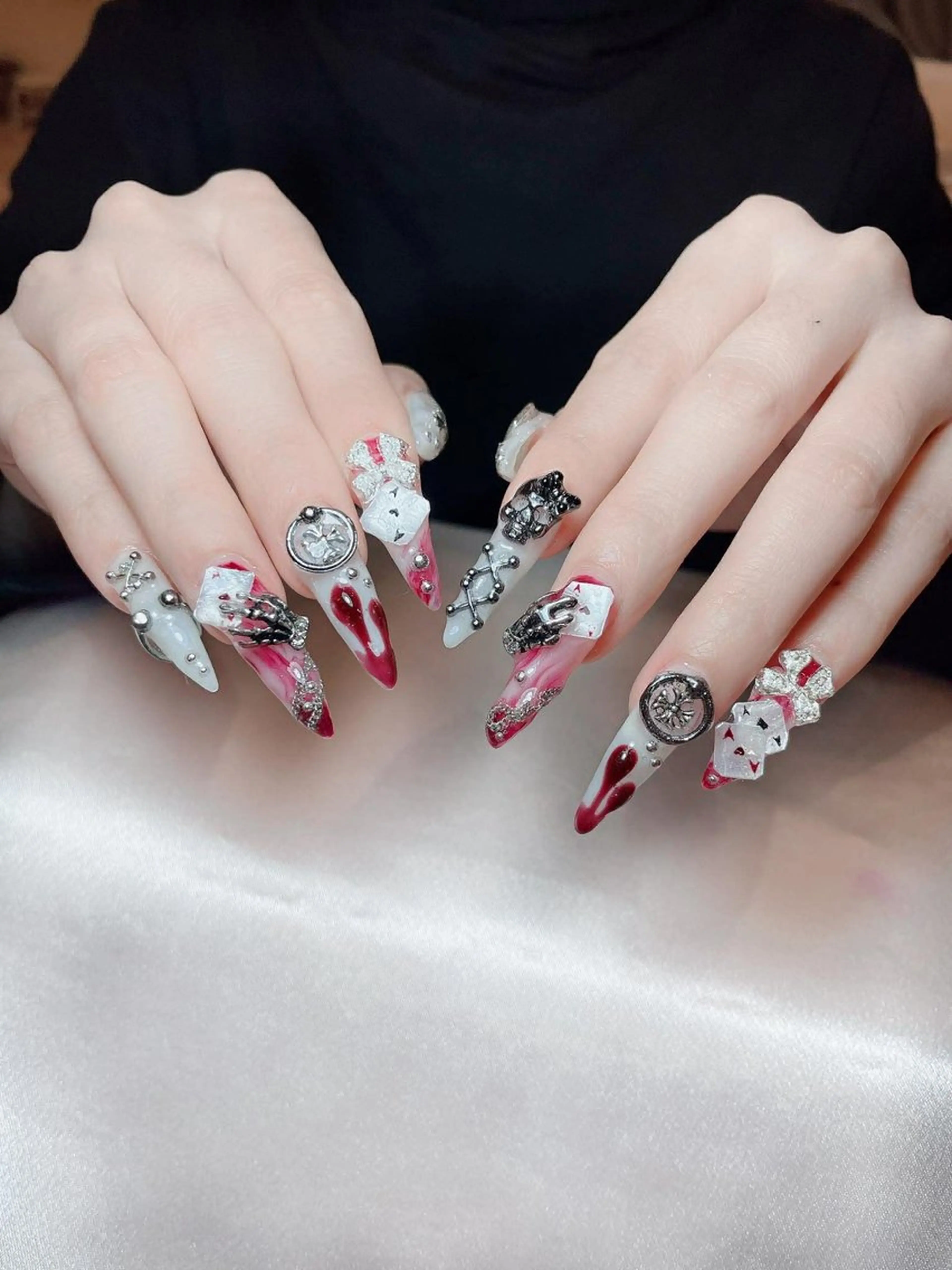 ネイル ハンドネイル Queen Nail Salonのネイルデザイン