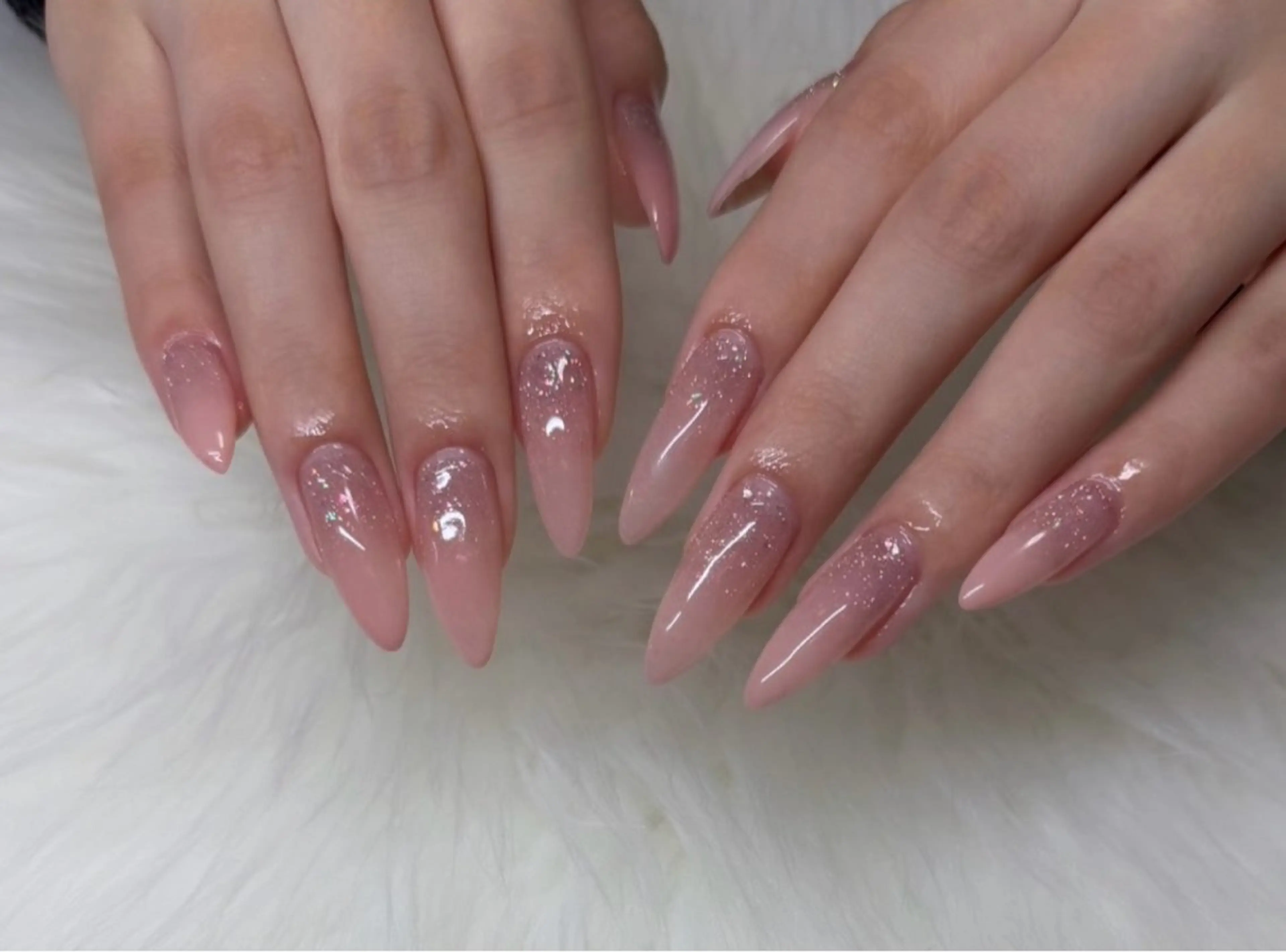 ネイル アートネイル グラデーション ワンカラーネイル yuna 💕のネイルデザイン