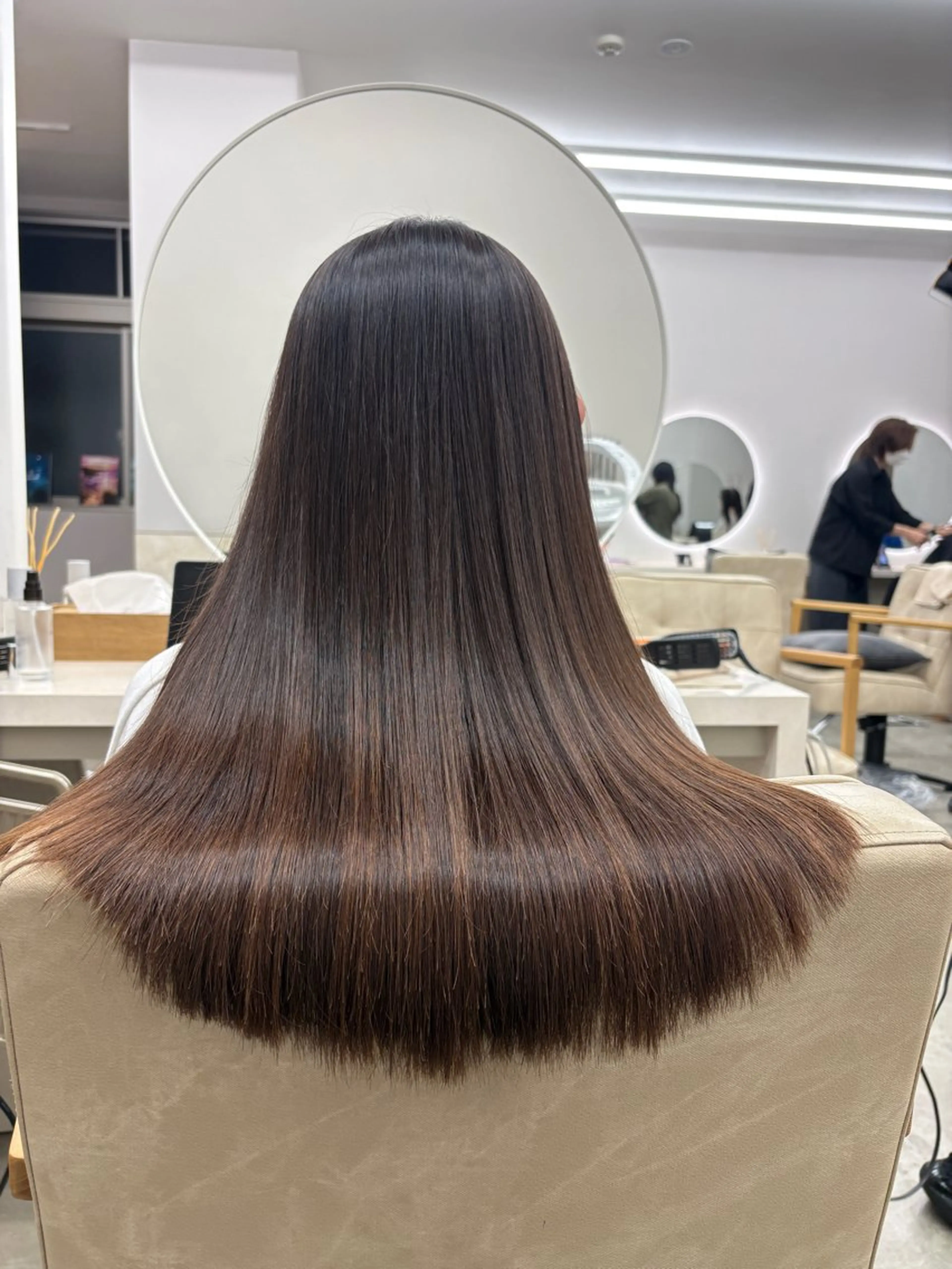 ロング 縮毛矯正 濱岸 蓮央のヘアスタイル