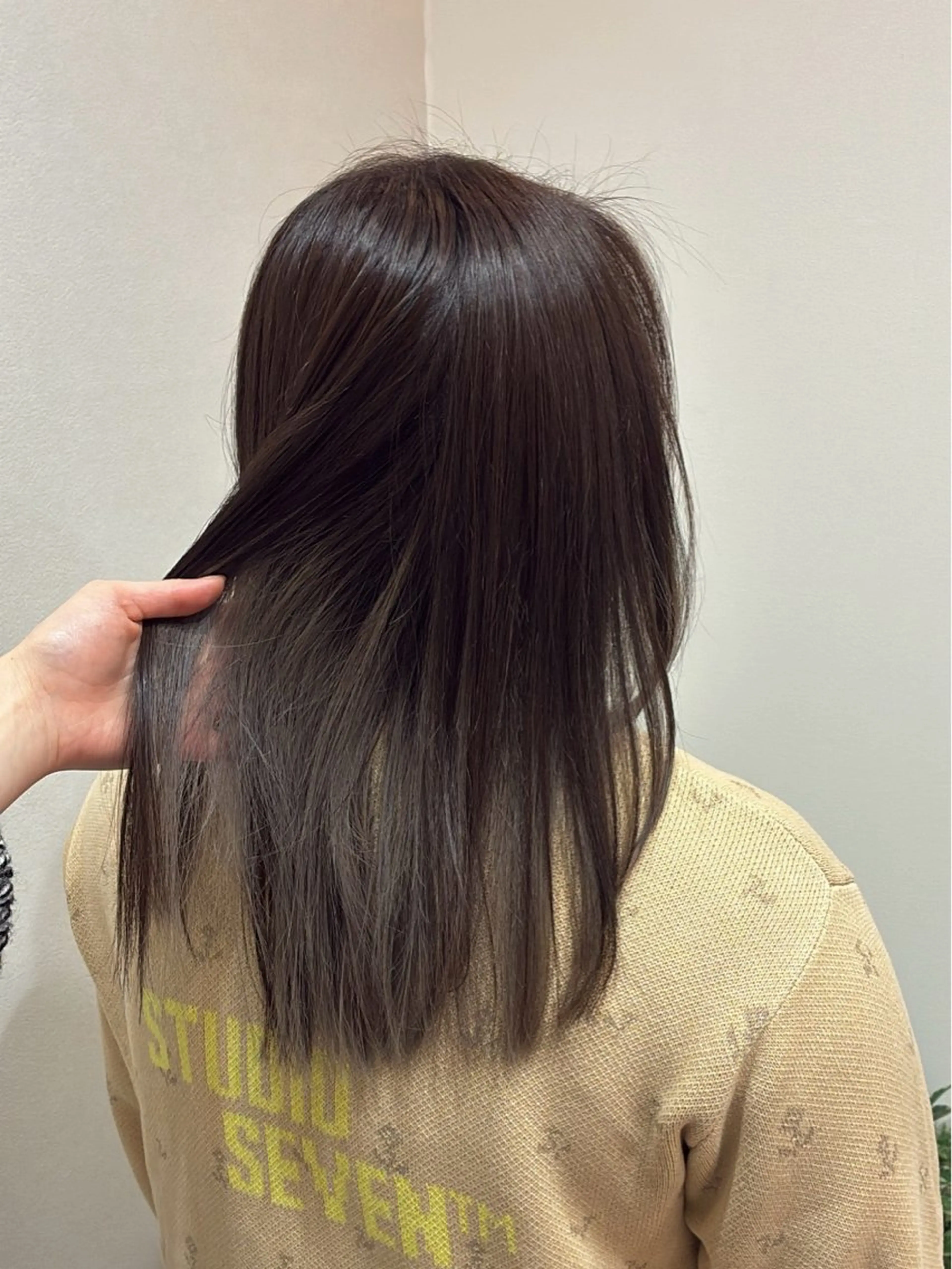 セミロング カラー ヘアカラー トリートメント 柴田真衣 /ナチュラル/半個室のヘアスタイル