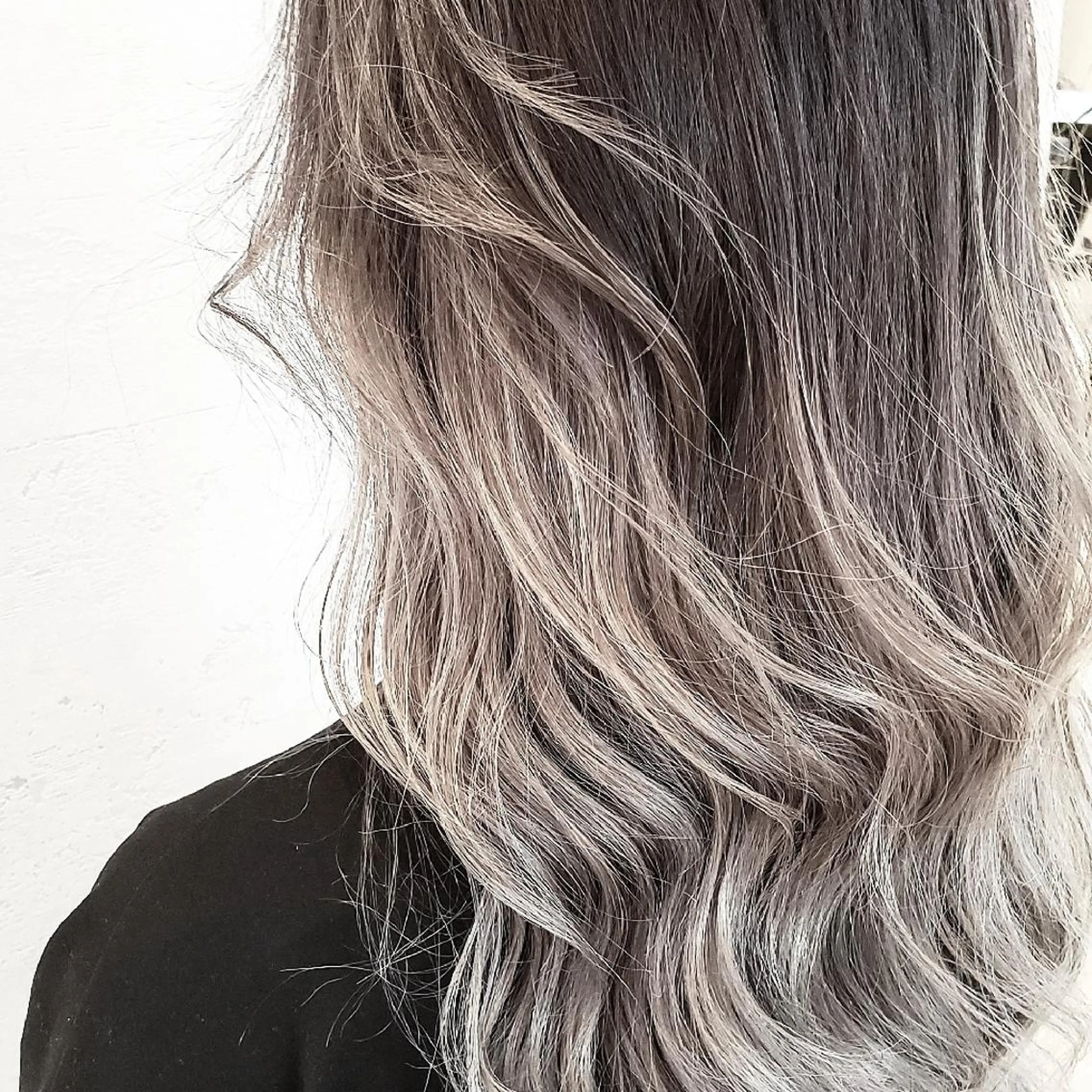 セミロング カラー バレイヤージュ レイヤーカット 🌿小川 大輔🌿のヘアスタイル