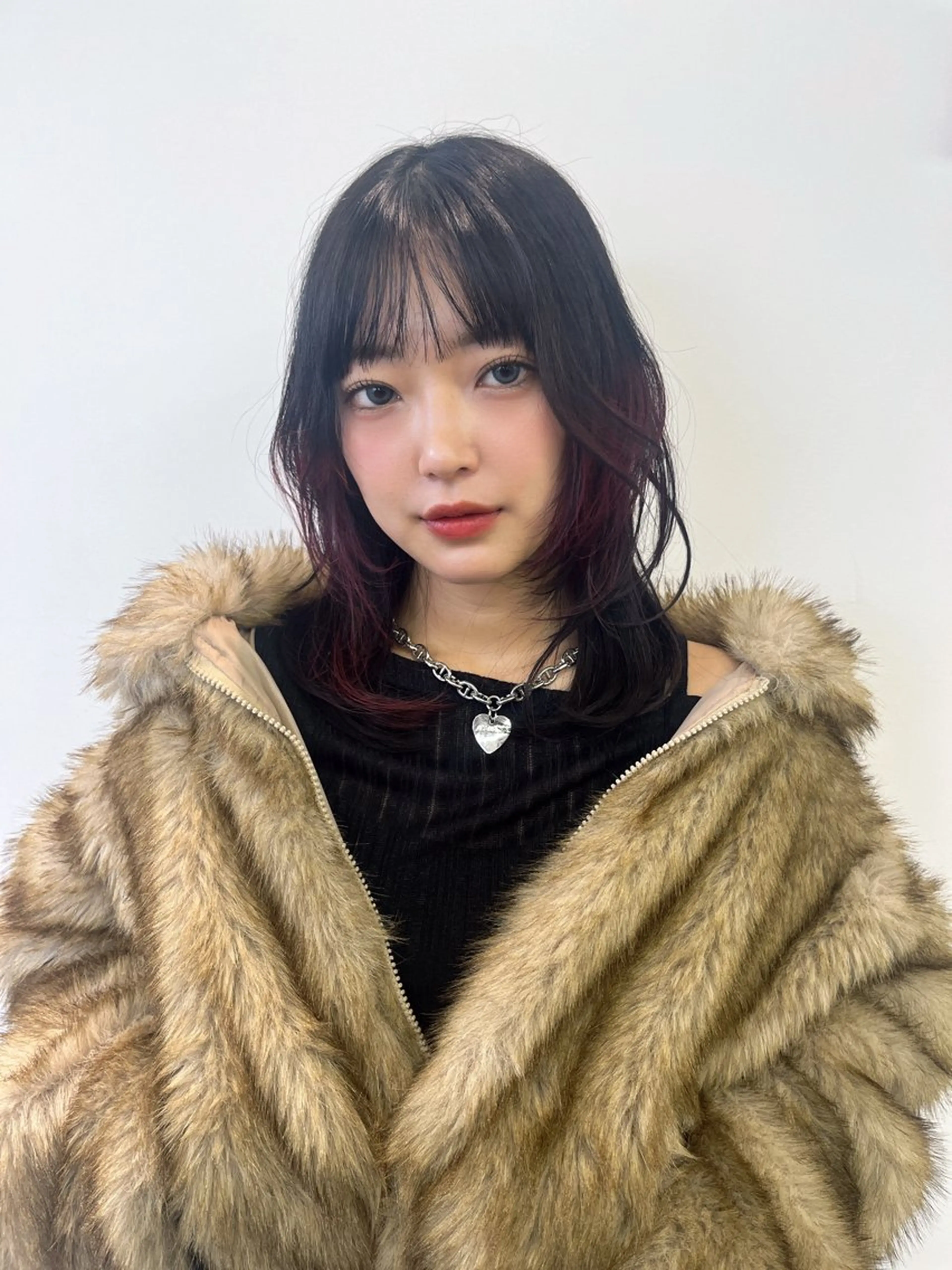 セミロング カラー レイヤーカット 小田 輝太郎/ブリーチのヘアスタイル