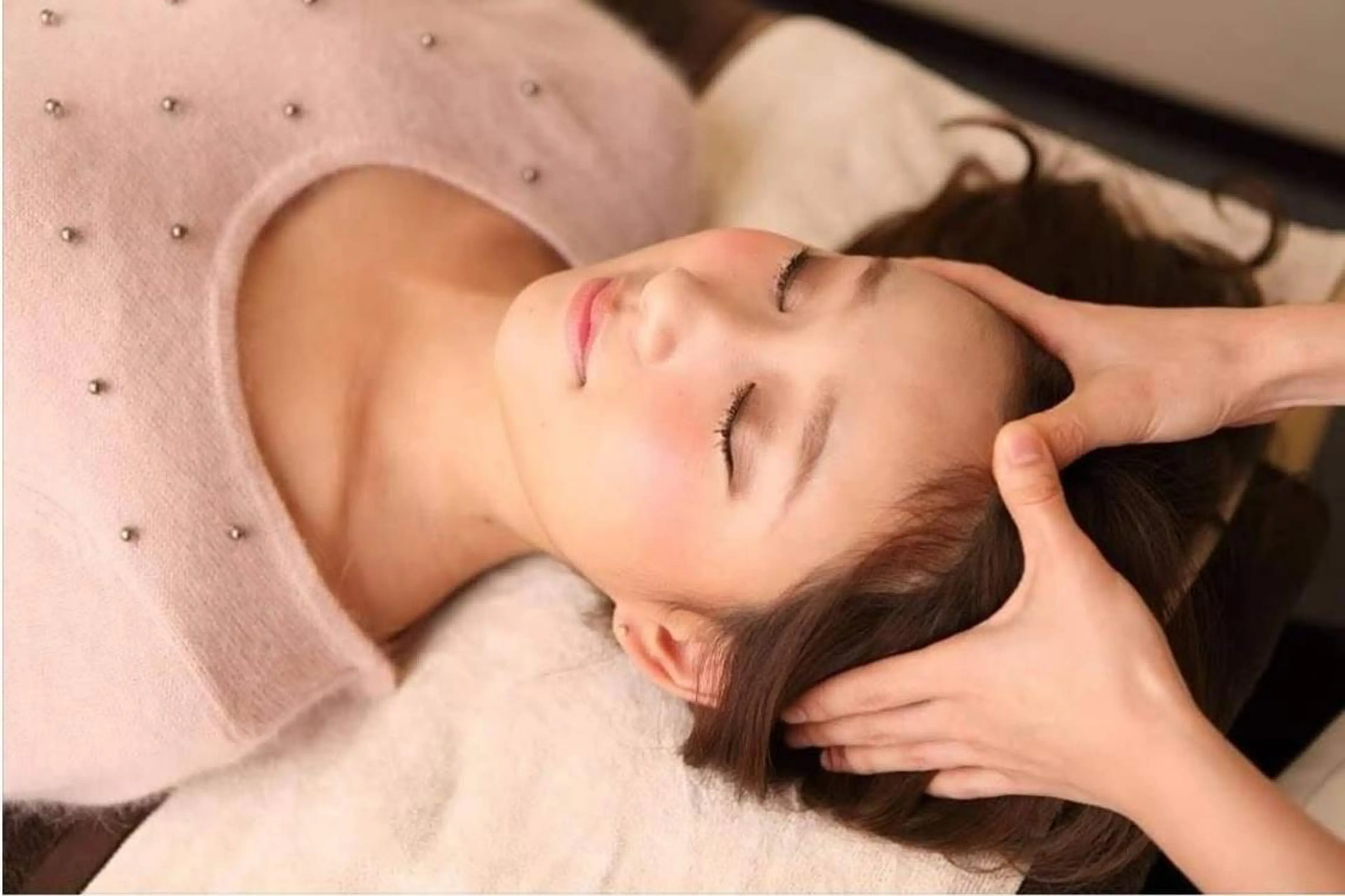 ⭐︎初回限定⭐︎浮腫みスッキリ【小顔矯正🌺】メイクしたまま即効 美しさを掘り起こす カウンセリング付き🍀の写真