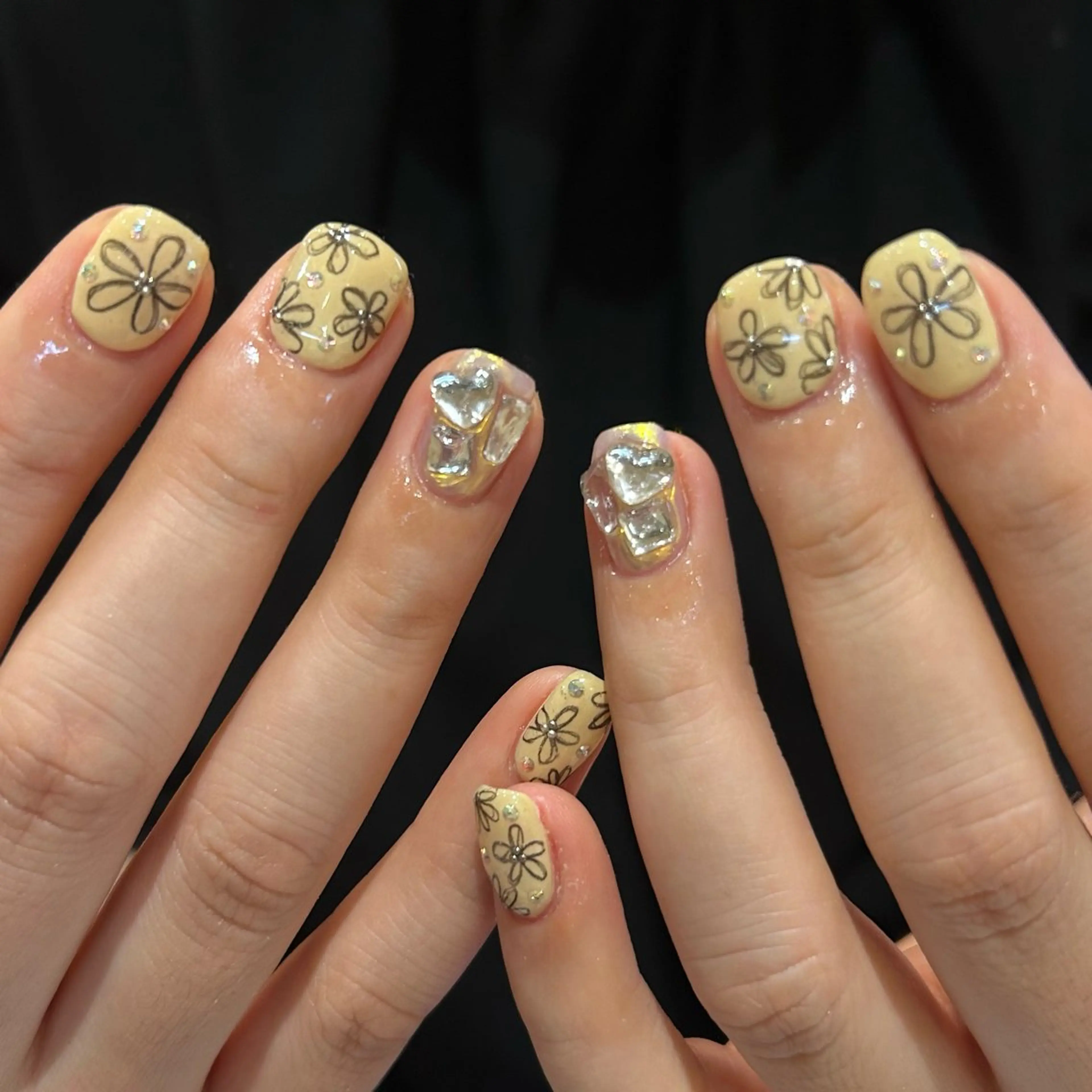 ネイル ハンドネイル A. Hashimotoのネイルデザイン