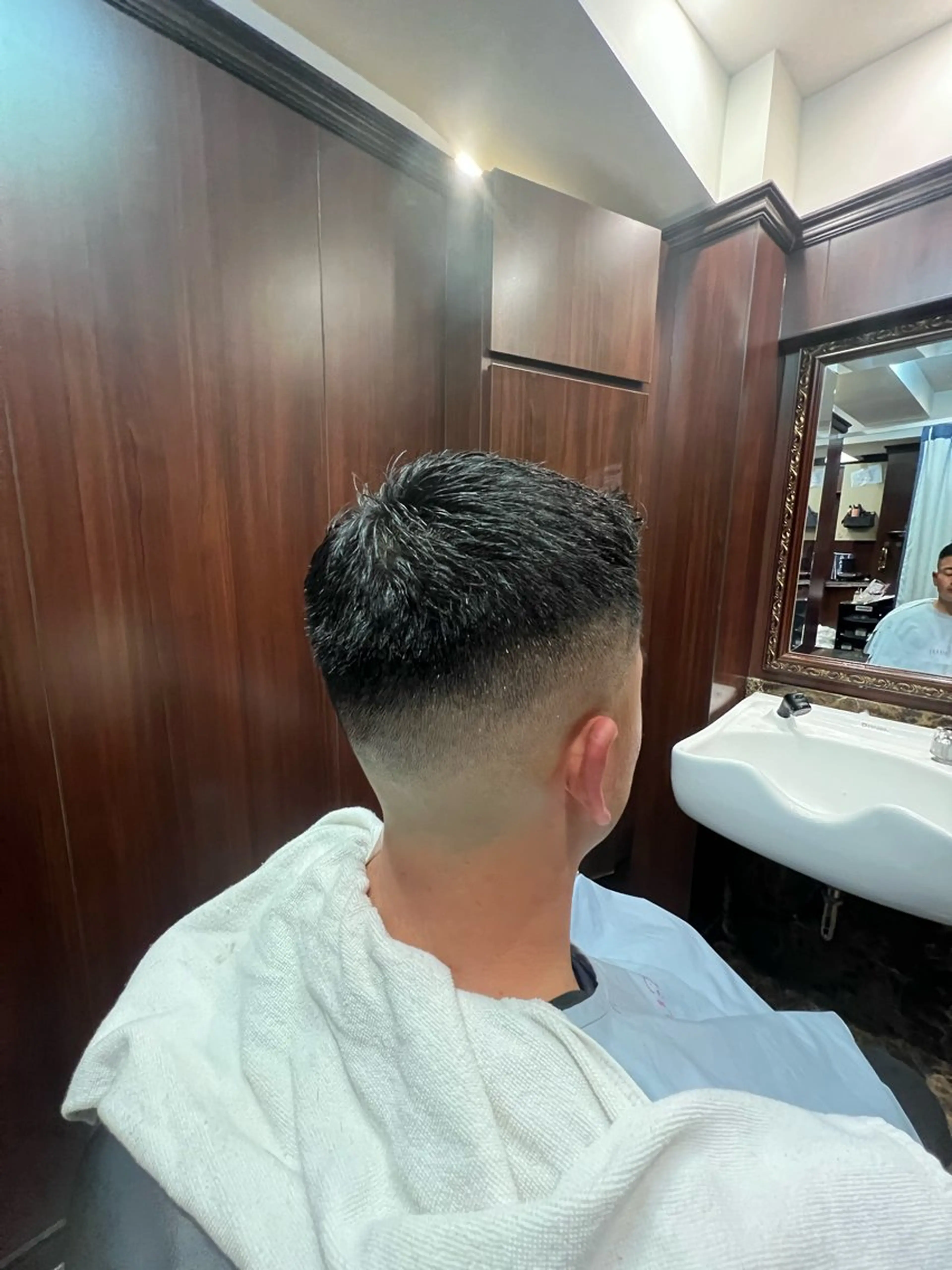 ショート 三枝 寛太のヘアスタイル