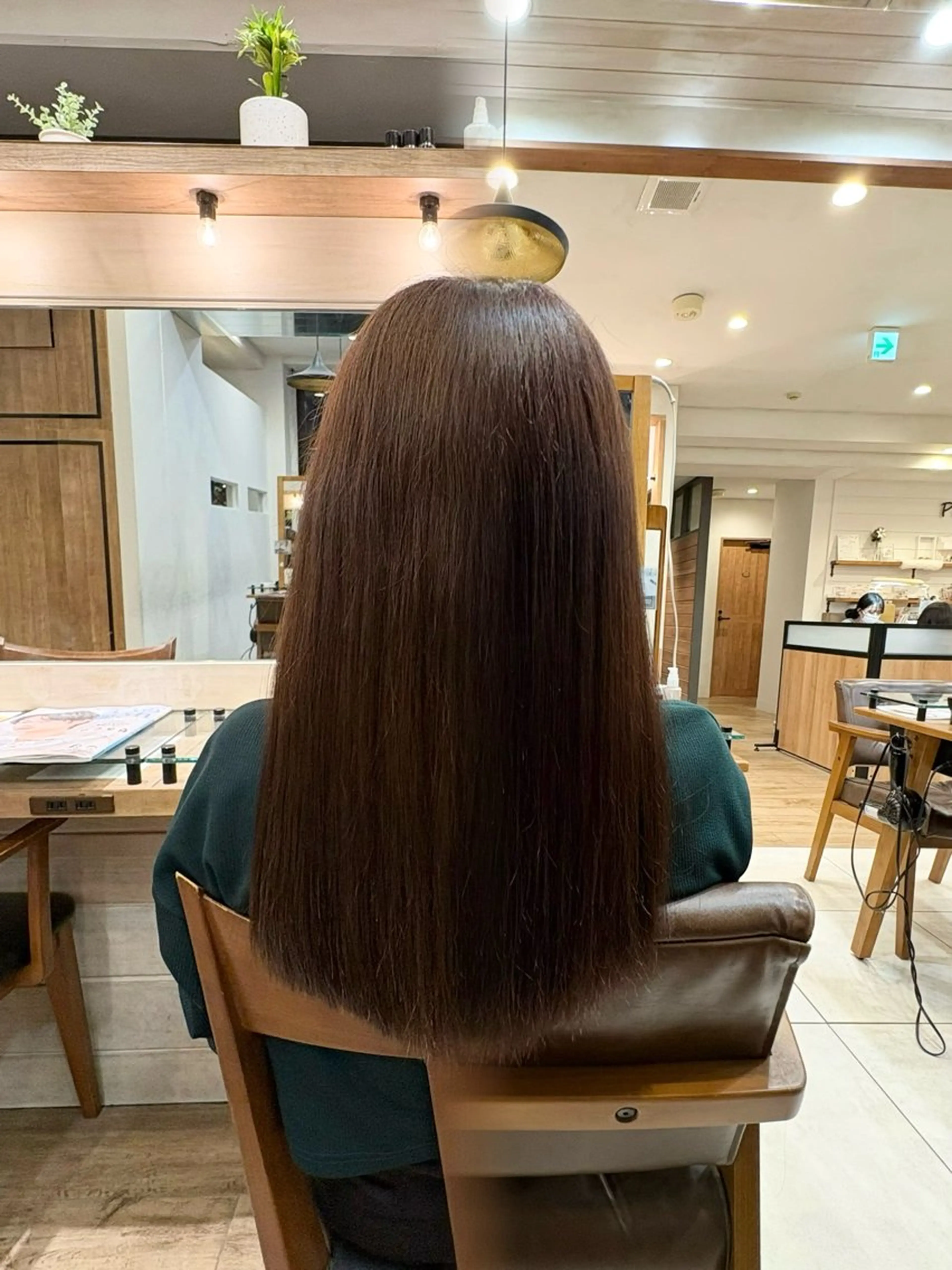 ロング カラー ブリーチ ブラウンカラー ブリーチなしカラー トリートメント ヘアカラー 🐈‍⬛なおカラーモ デル様募集中🎀のヘアスタイル