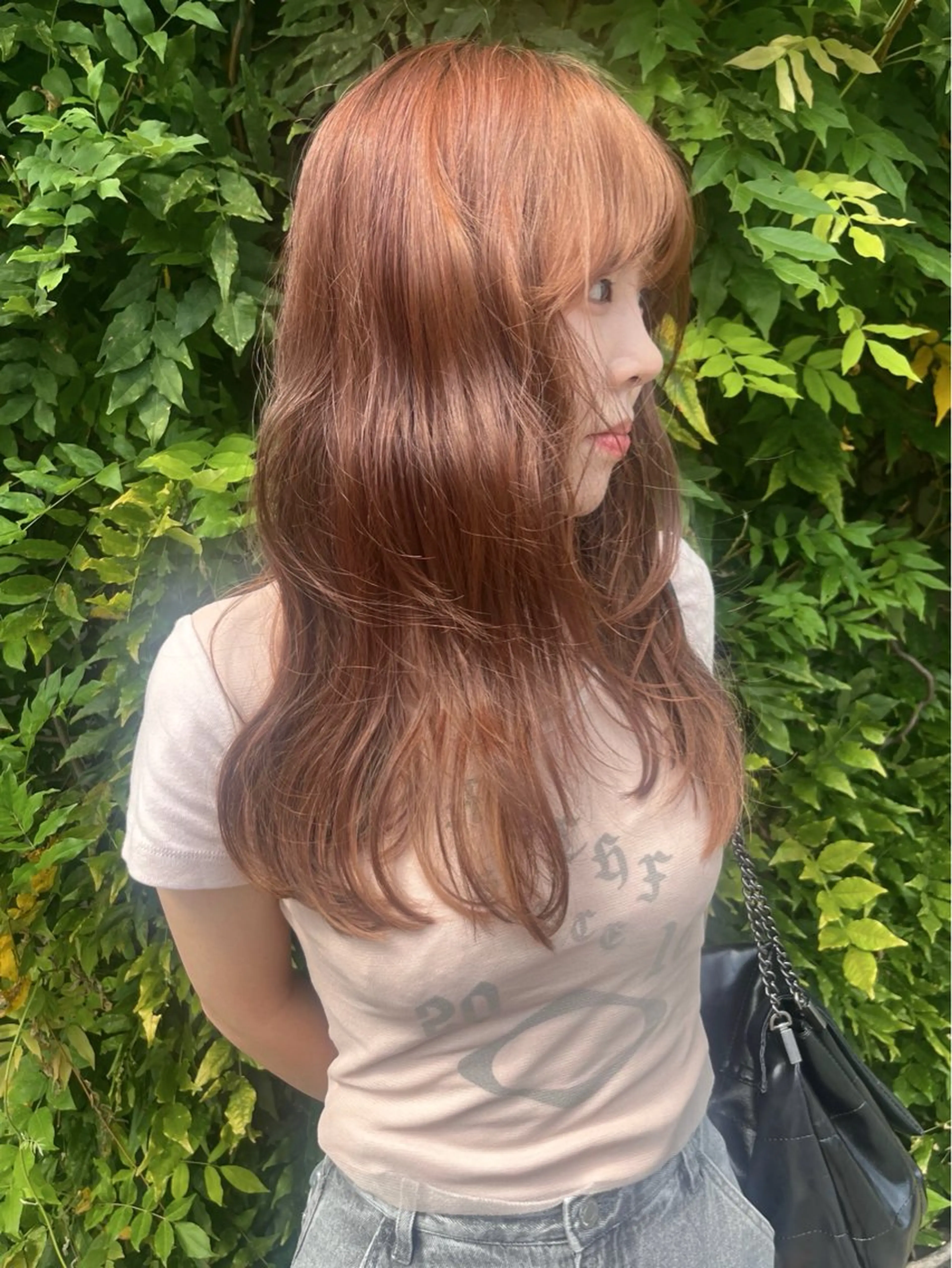 ロング anna 韓国レイヤ ー/ ハッシュカットのヘアスタイル