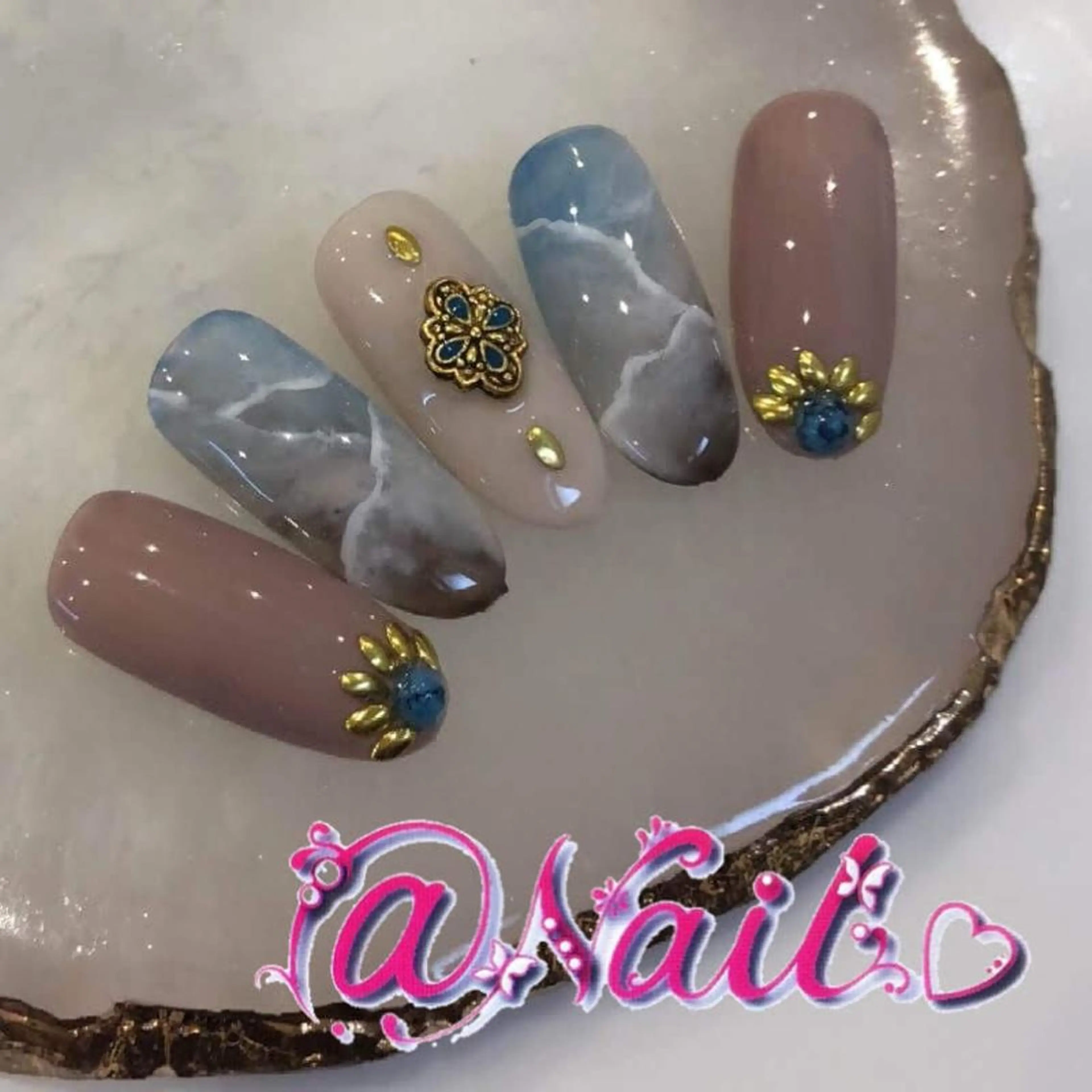 ネイル ネイルチップ 小尾 栞のネイルデザイン