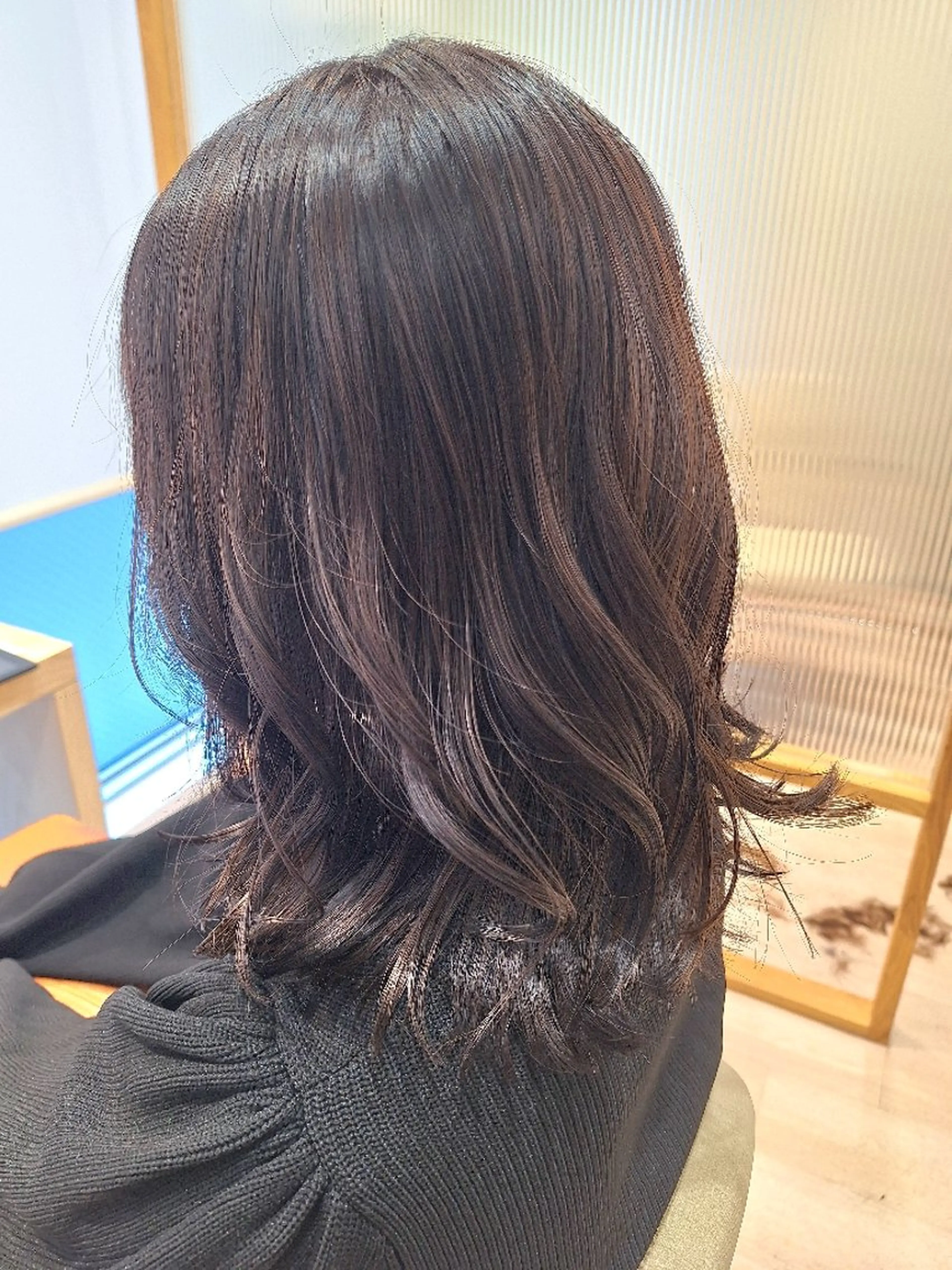 セミロング アッシュ ヘアカラー トリートメント 山田 一貴のヘアスタイル