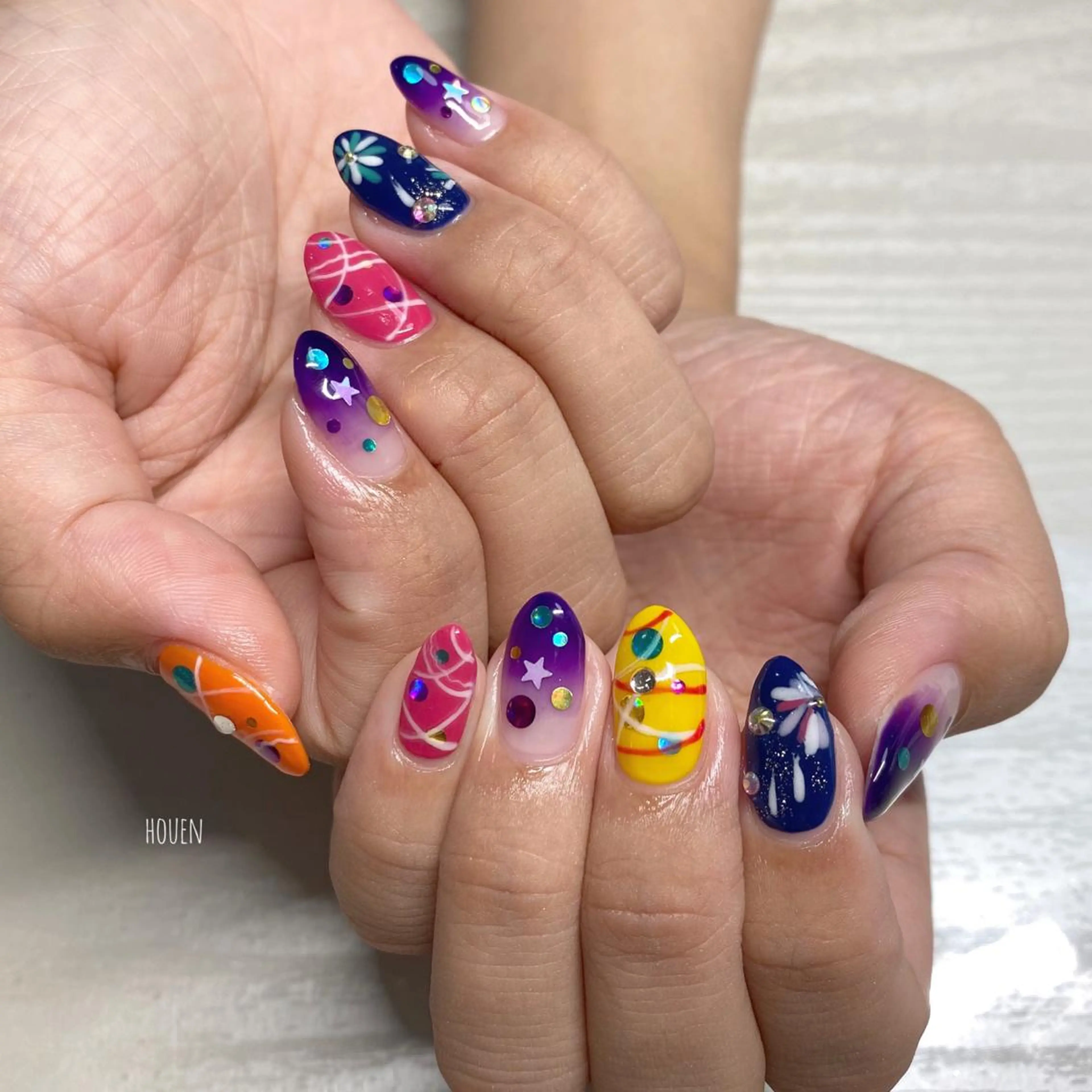 ネイル 持ち込み I pinknail 韓国風·持ち込み専門のネイルデザイン