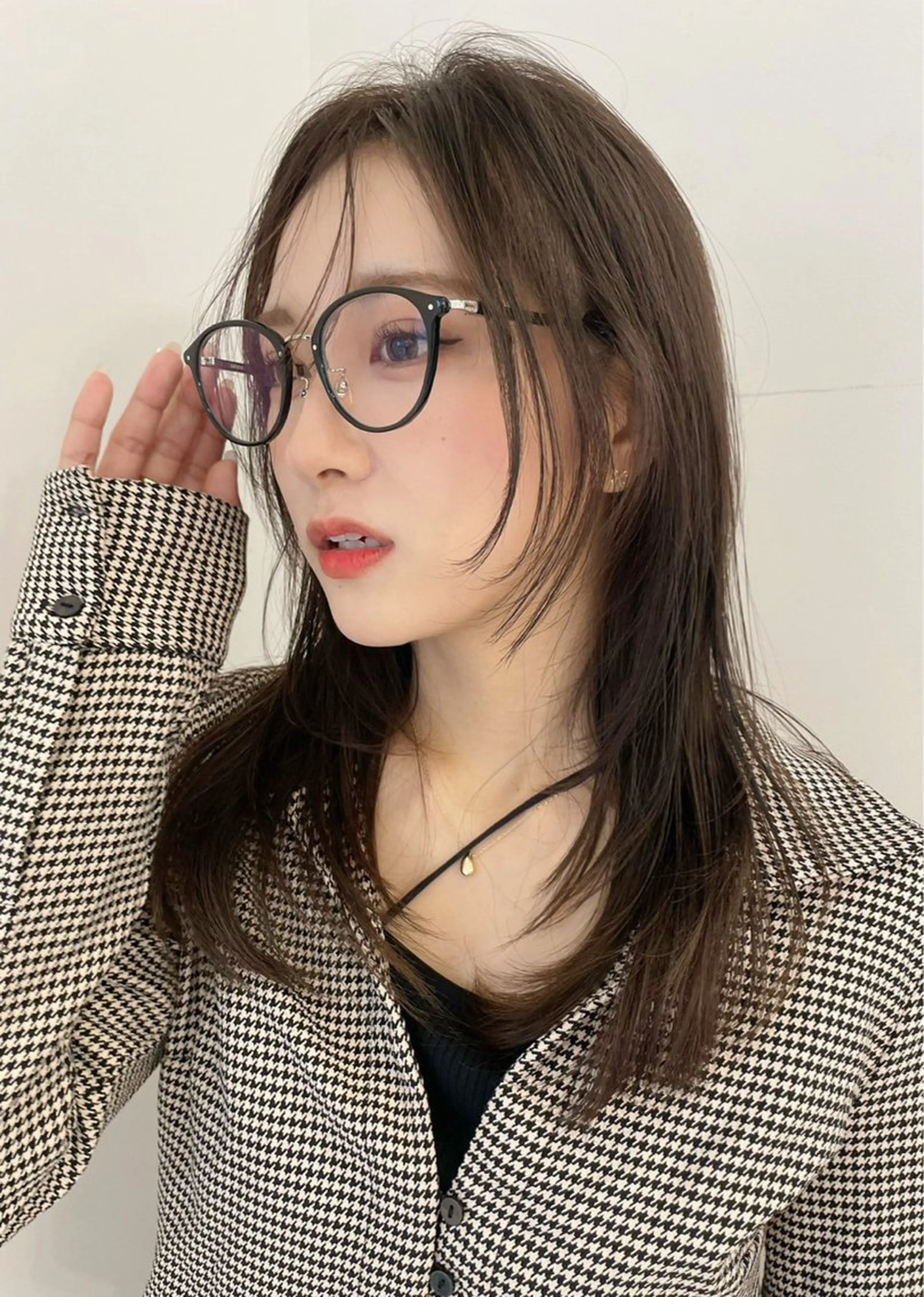 セミロング 縮毛矯正/ショート/ レイヤー/畑中正敏のヘアスタイル