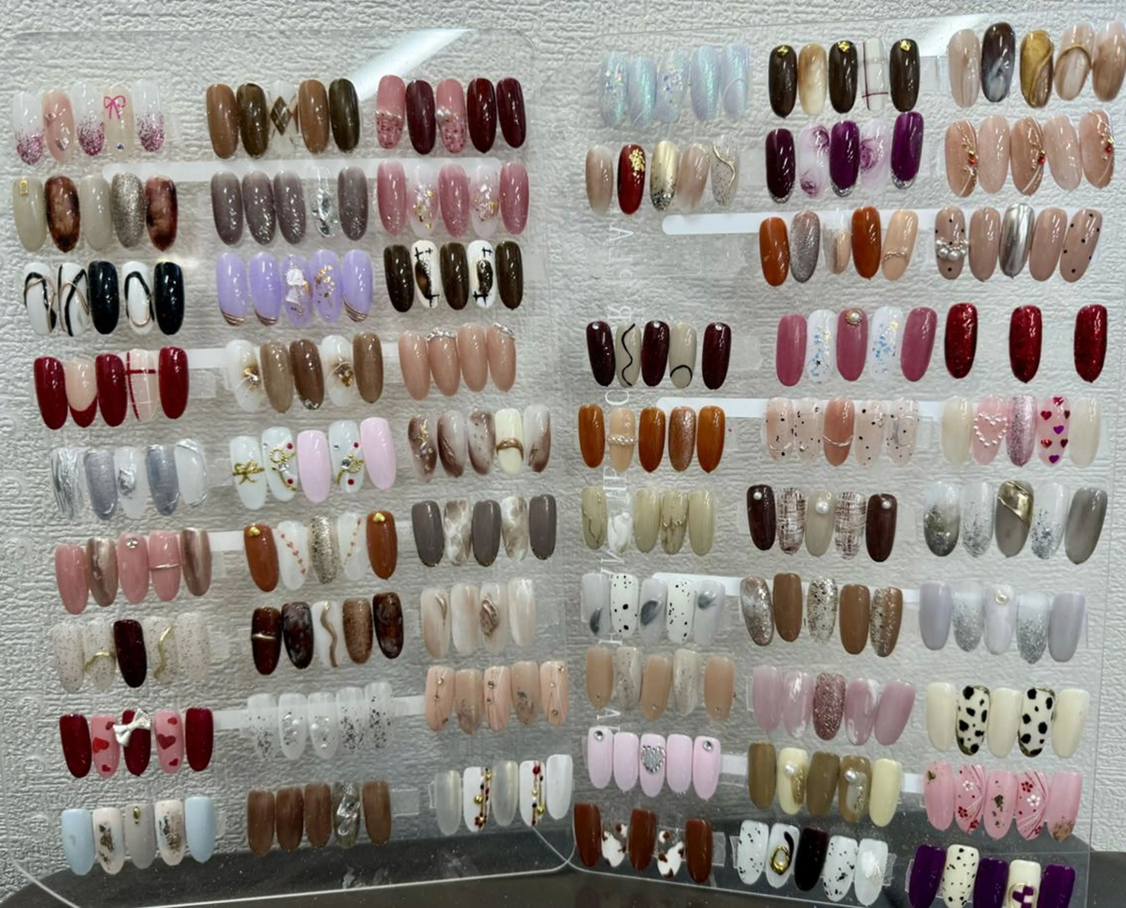 ネイル ダイ ゲンゲンのネイルデザイン