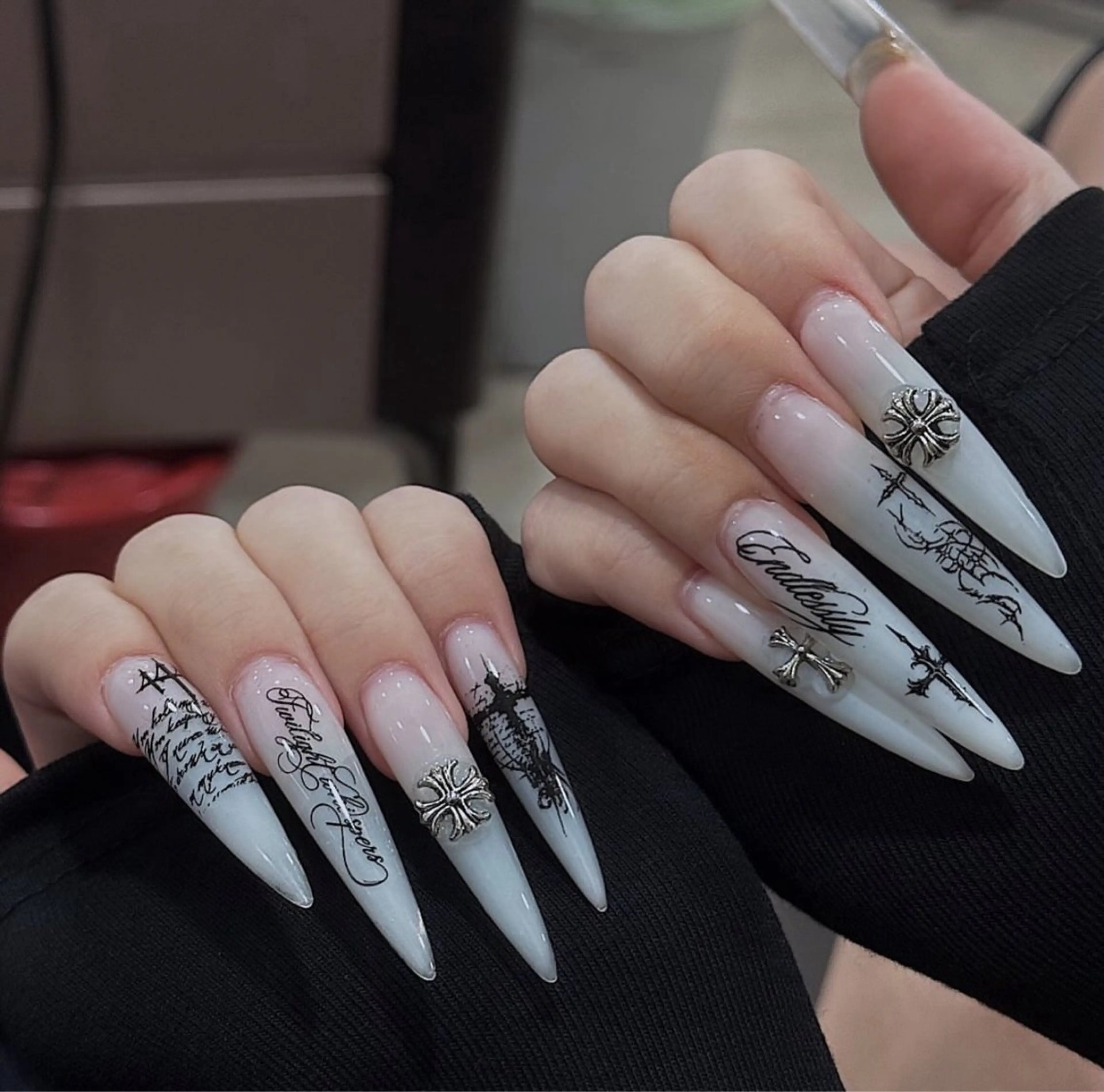 カラー U.mi Nail Salonのネイルデザイン