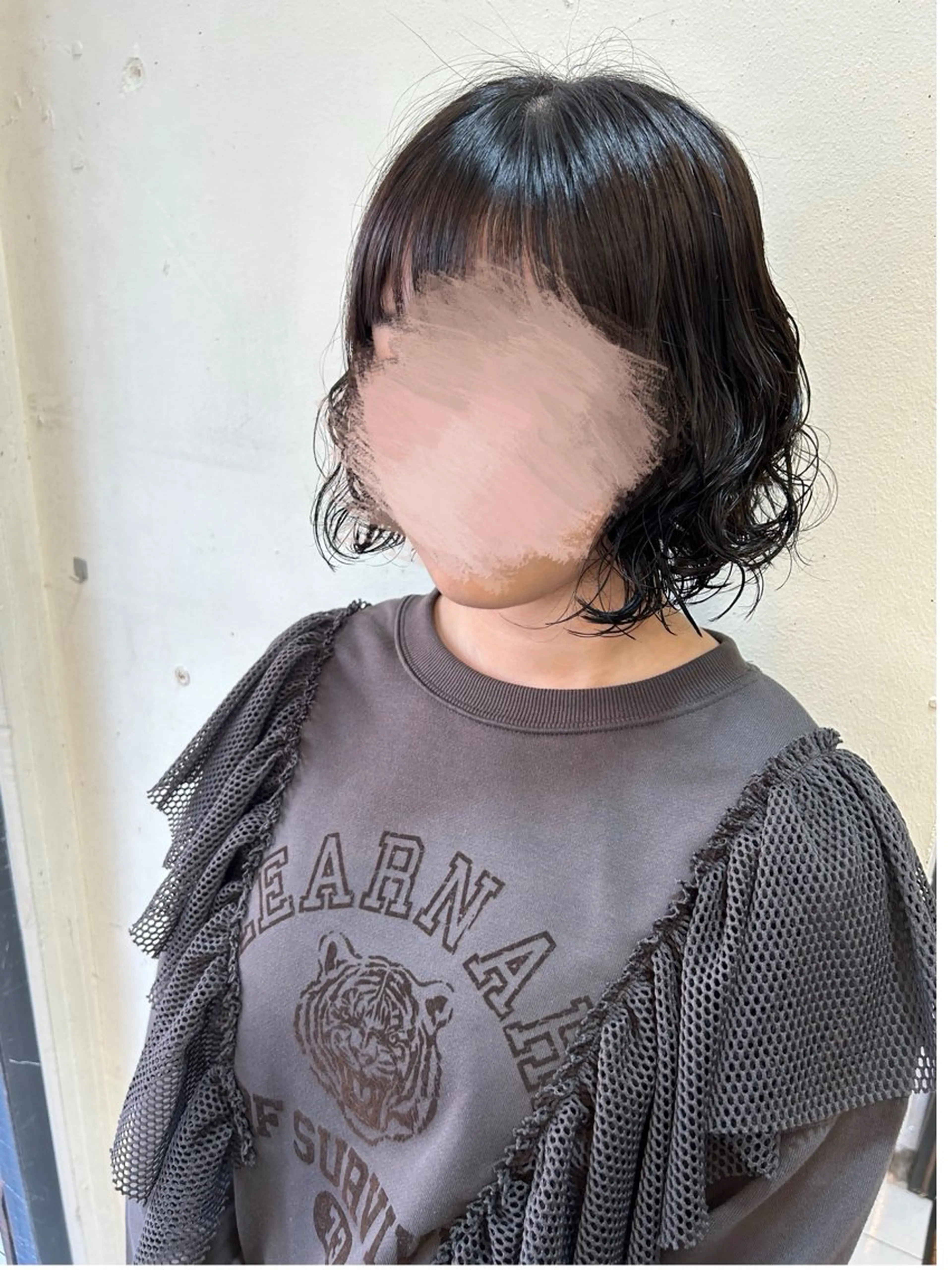 ミディアム カット パーマ 高津 千慧のヘアスタイル