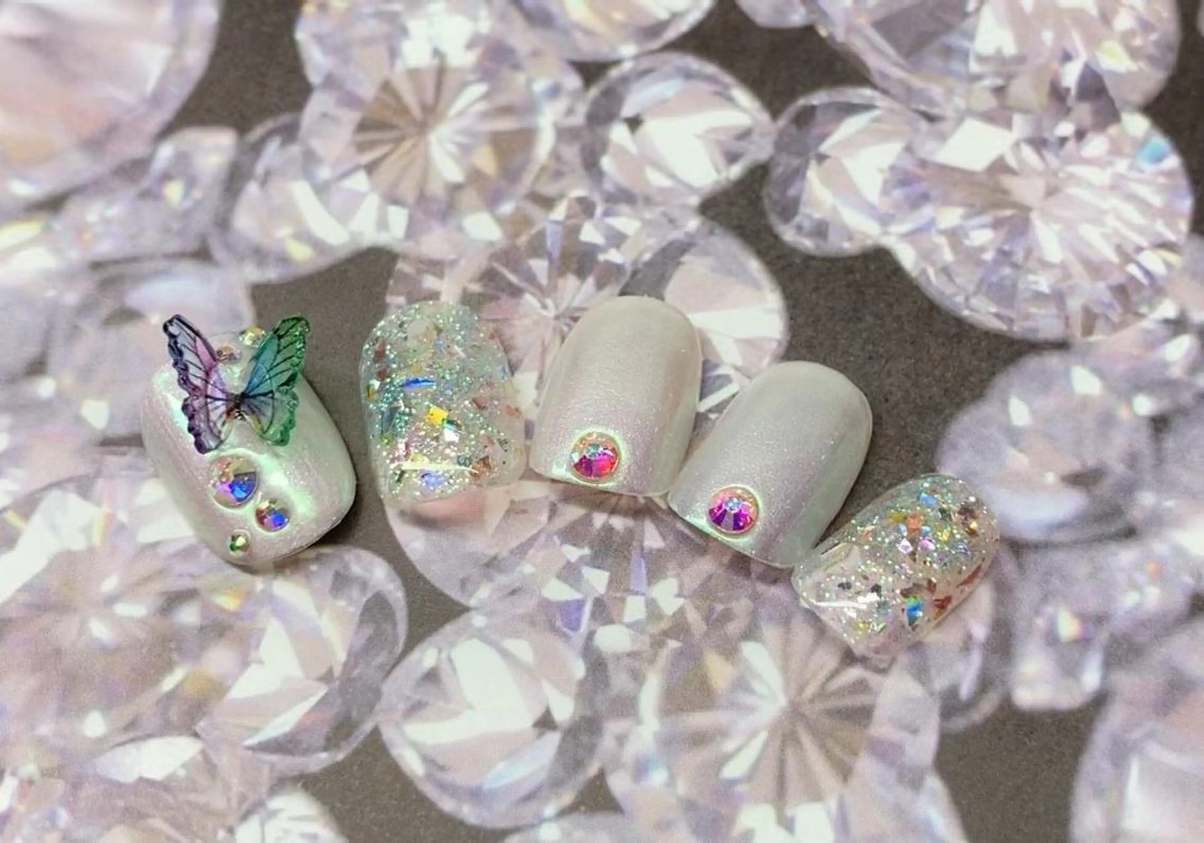 ネイル ジェルネイル 韓国ネイル 持ち込み パラジェル リボン ハンドネイル Nail&eye Belire 新宿のネイルデザイン