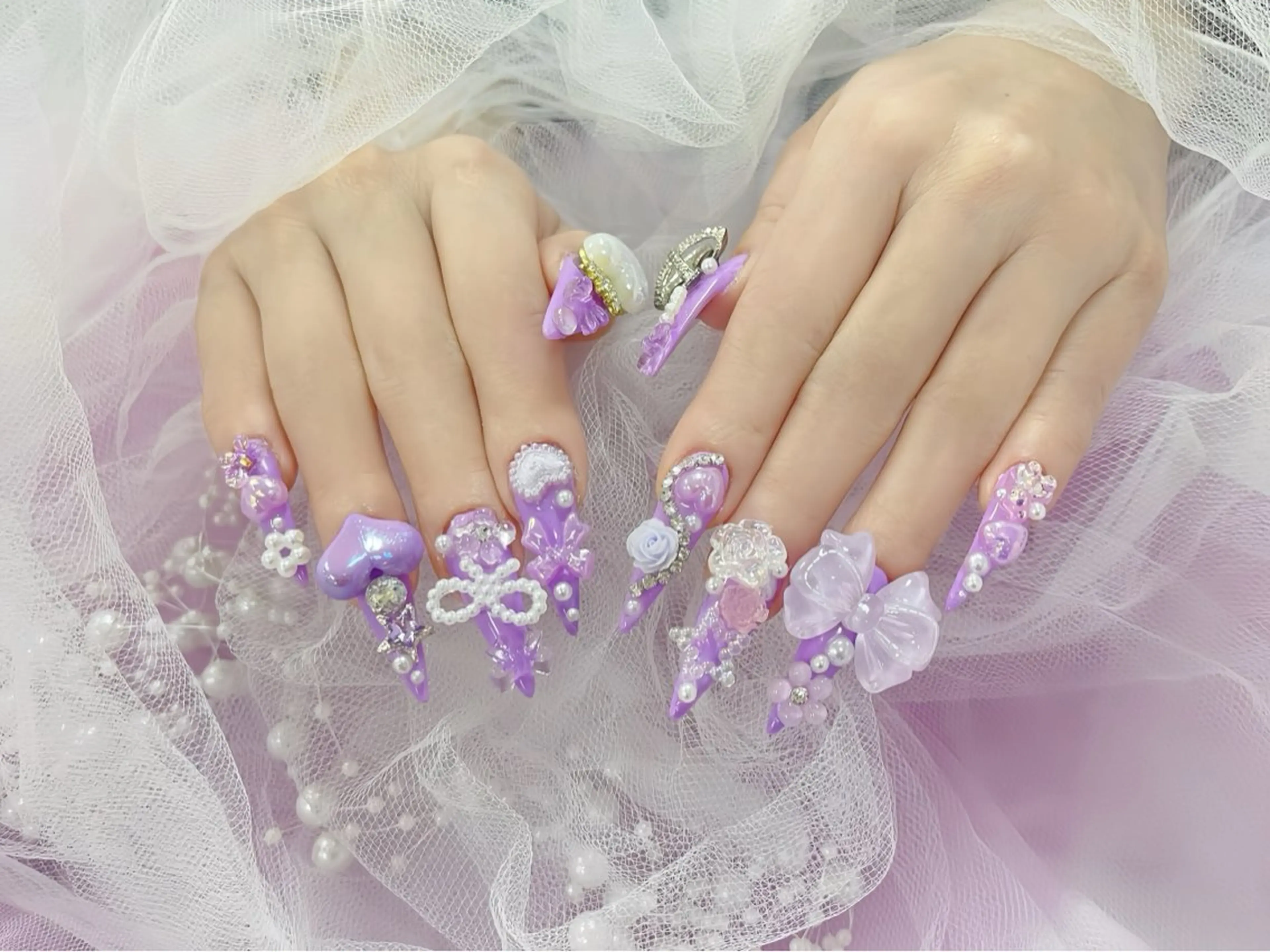 ネイル ハート キラキラネイル 韓国ネイル マグネットネイル 大理石ネイル(マーブル) ハンドネイル Rin Nail 新大久保店のネイルデザイン