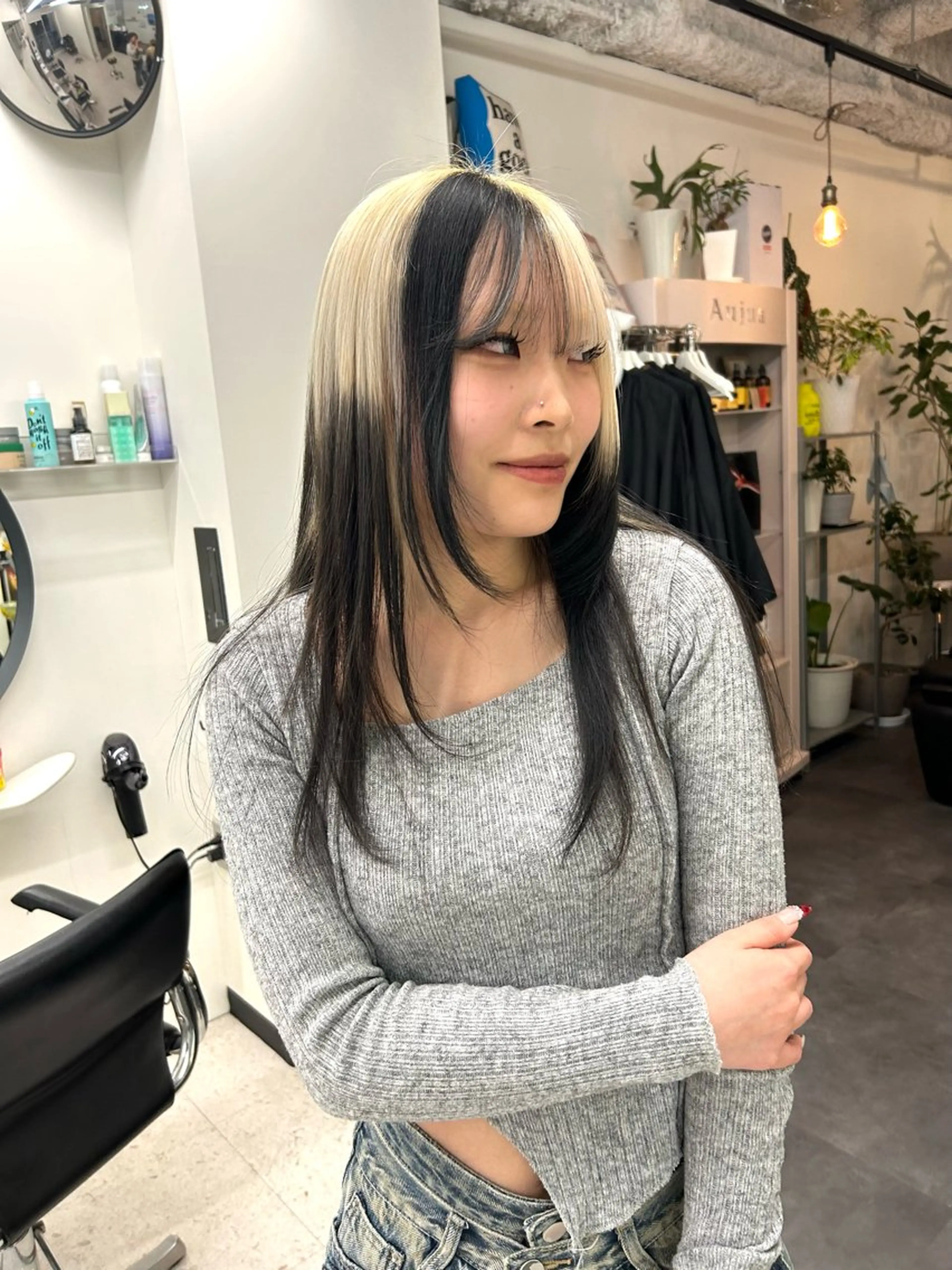 セミロング ヘアカラー レイヤー・ボブカット ／もえまる🌻のヘアスタイル