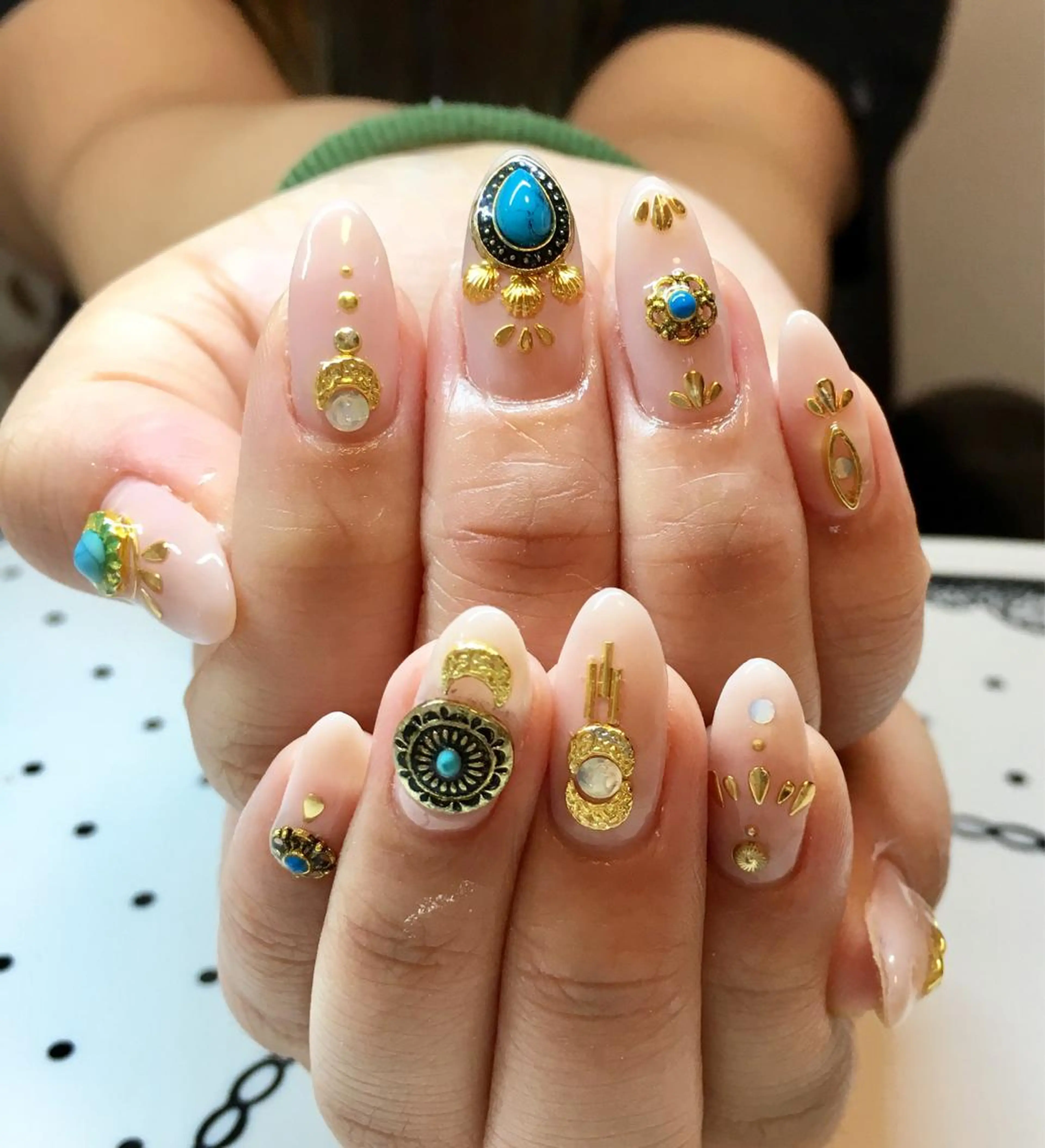 ネイル ハンドネイル nailist cocoのネイルデザイン