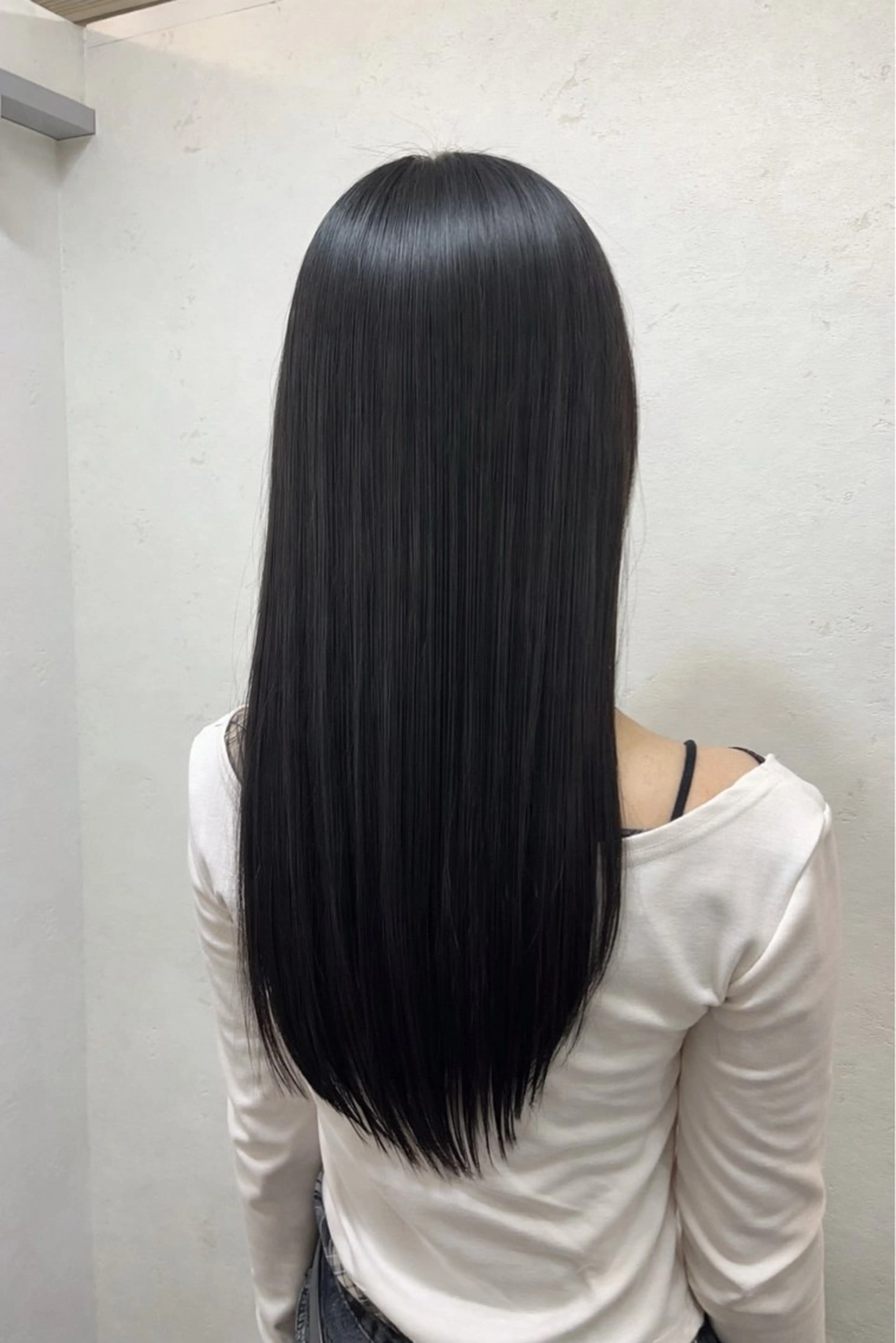 ロング ✨シルク縮毛矯正✨ RYUICHIのヘアスタイル