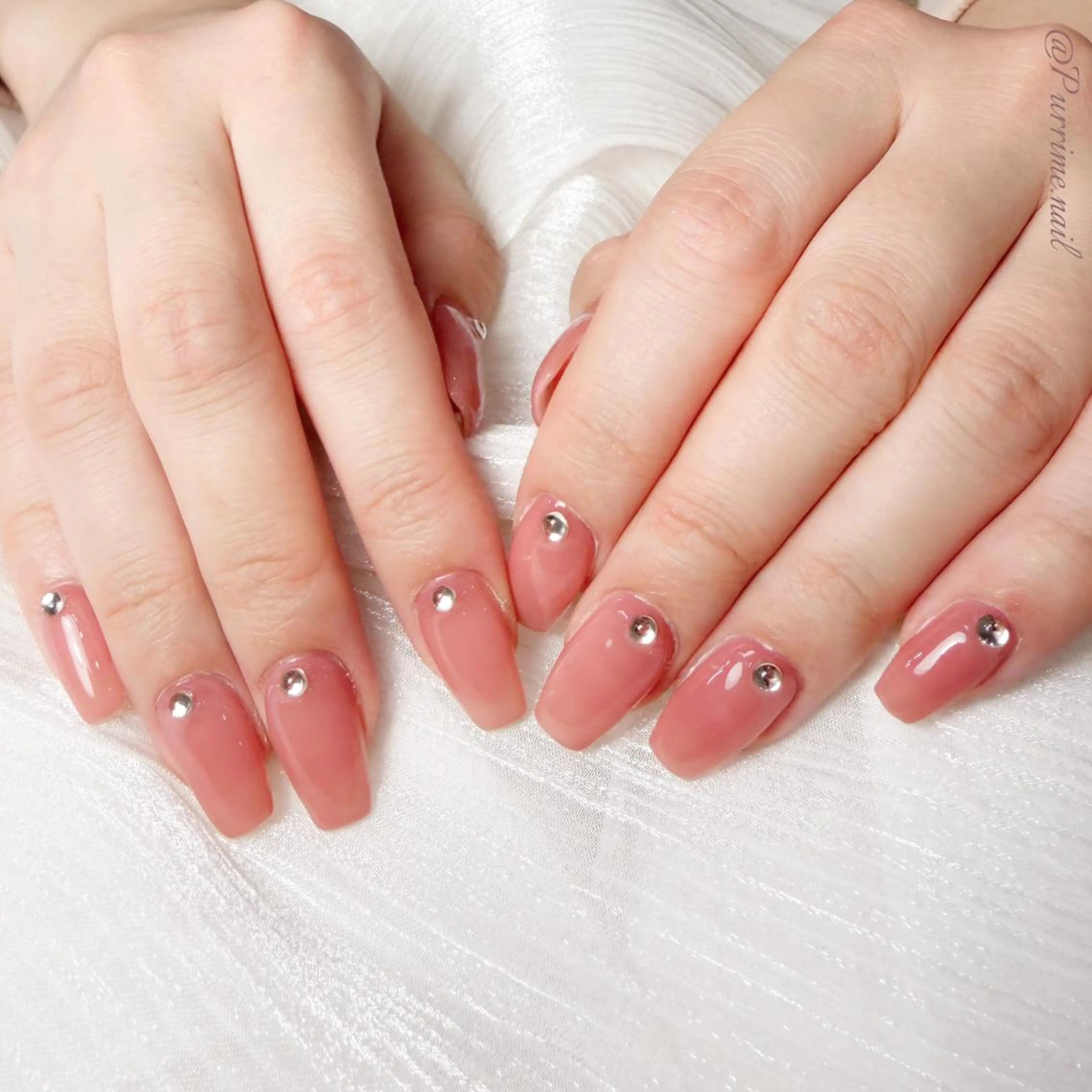 ネイル ハンドネイル 鹿取 春子Teamのネイルデザイン