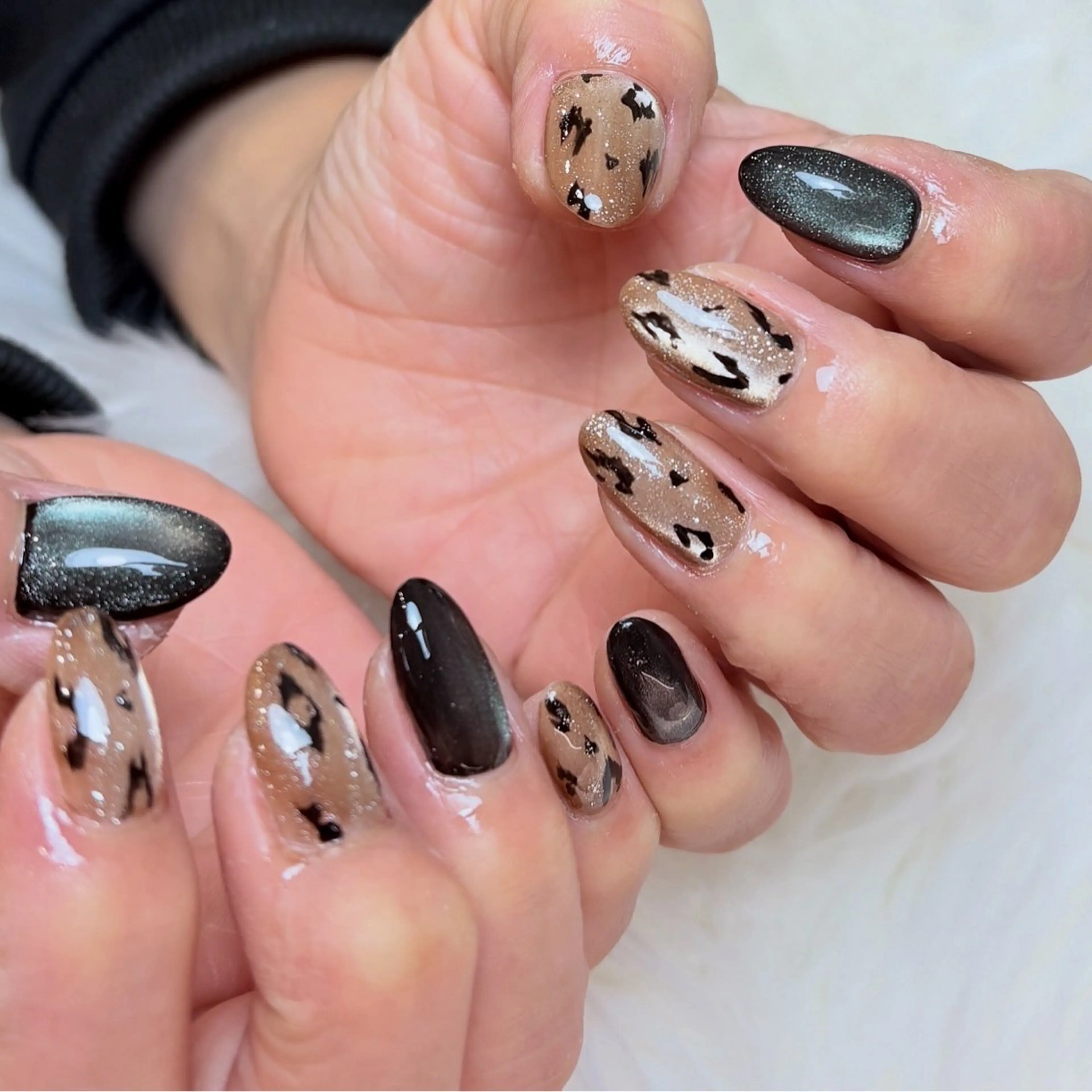 ネイル アニマル柄 マグネットネイル ハンドネイル Nail ameria megu所属・ameria meguのネイルデザイン