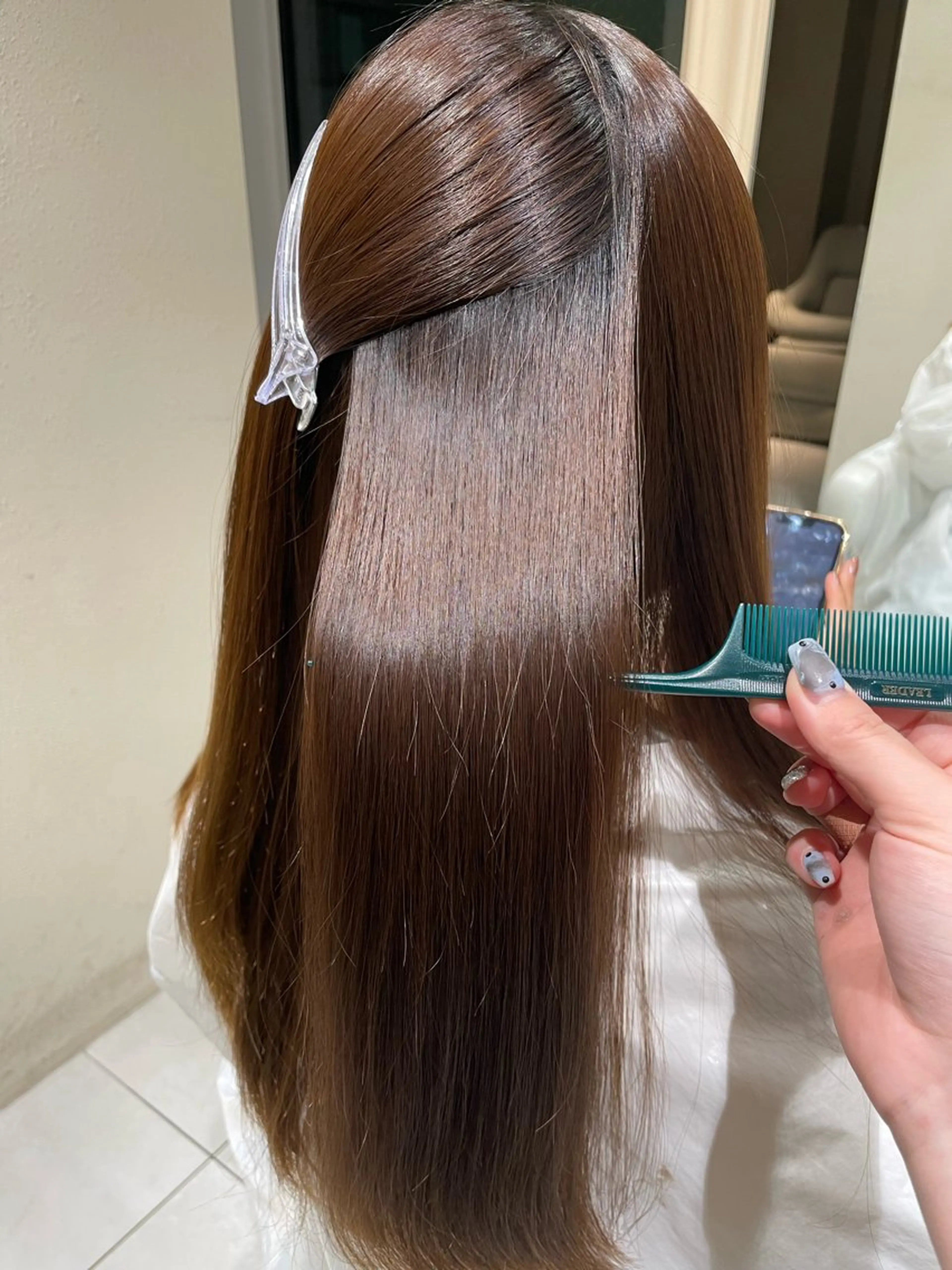 ロング 縮毛矯正 縮毛矯正 大畑 茉那のヘアスタイル