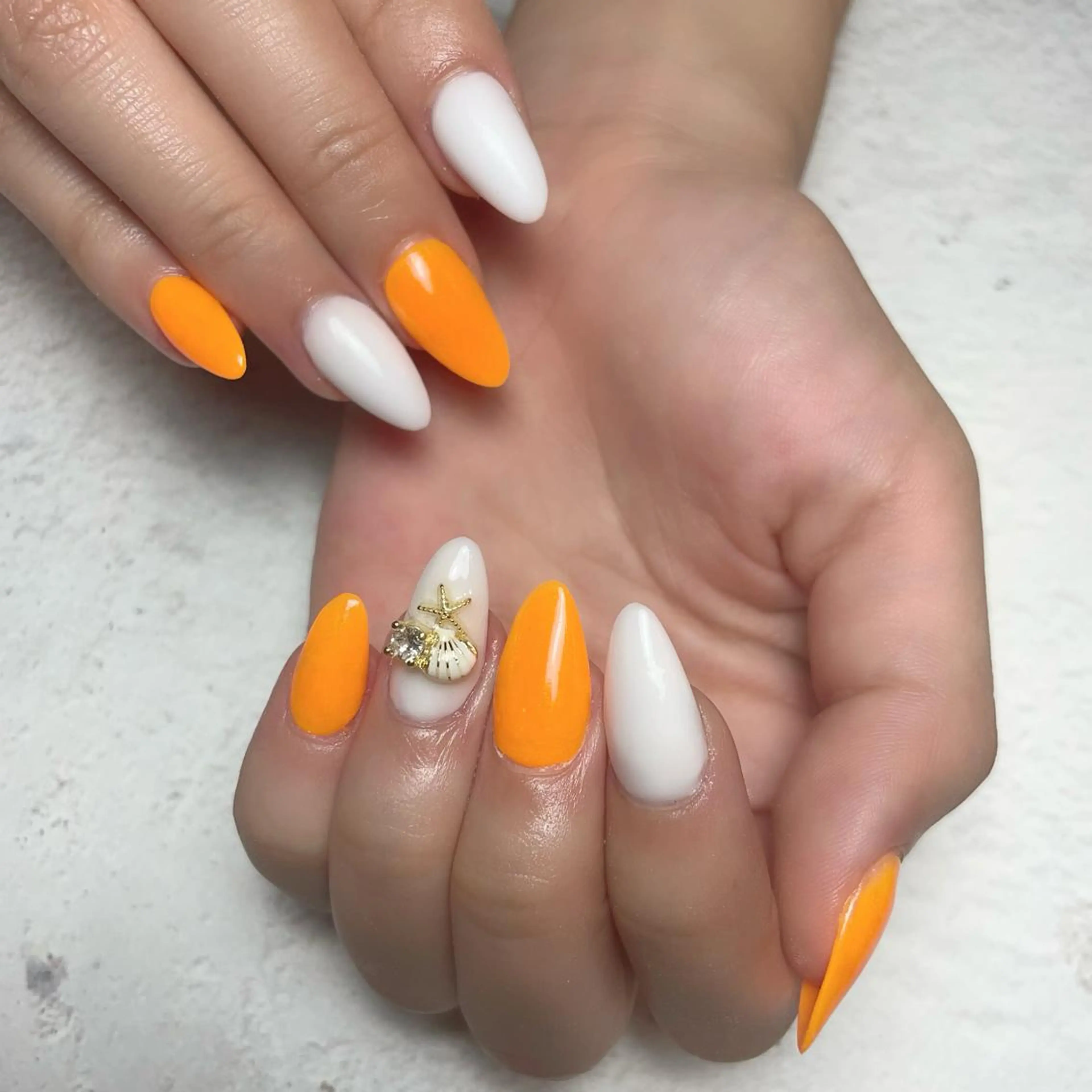 ネイル ハンドネイル Feel ‪‪☺︎‬Yuriaのネイルデザイン