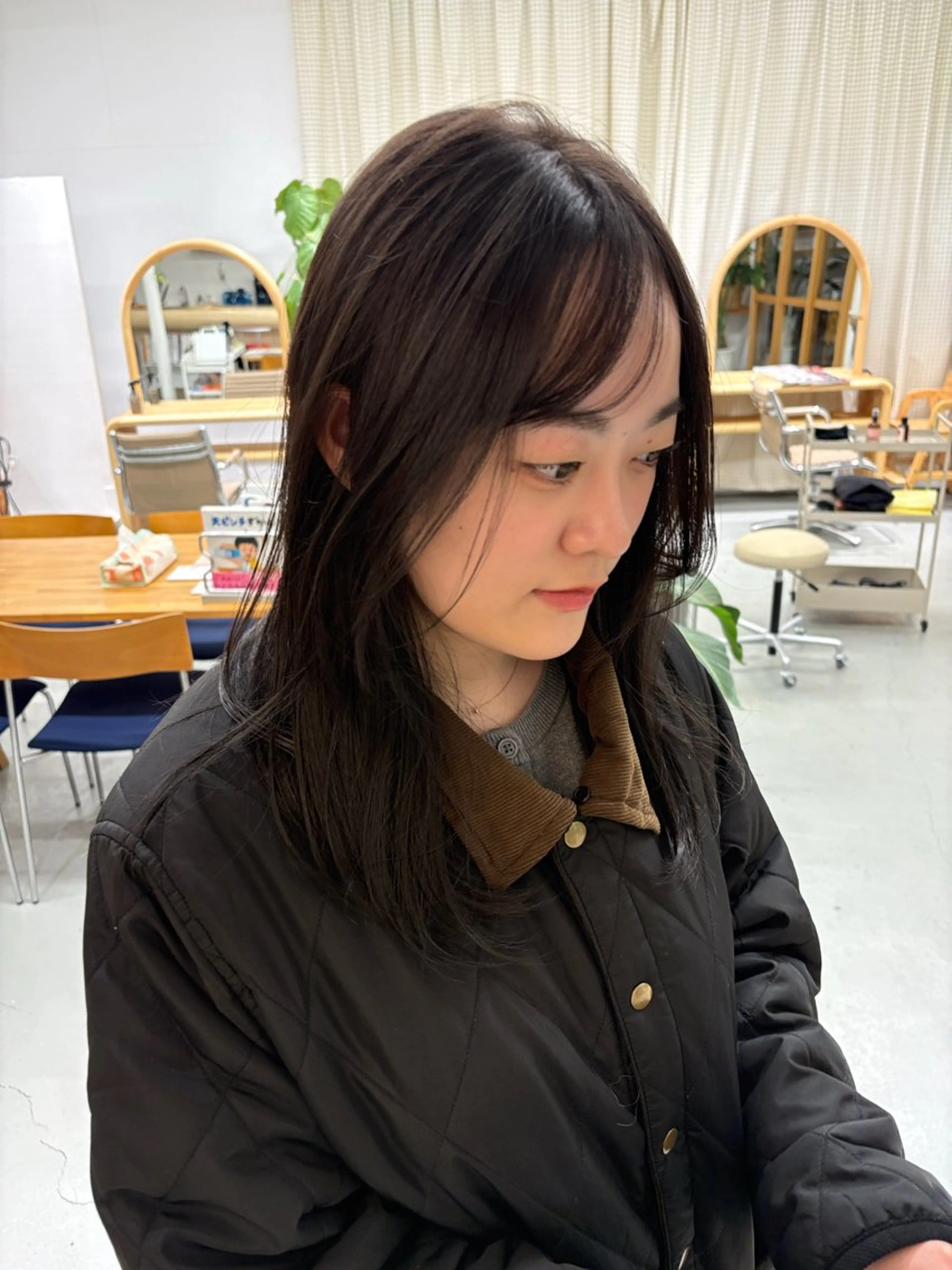 セミロング カラー 【HI / YA】 ｓｕｚｕのヘアスタイル