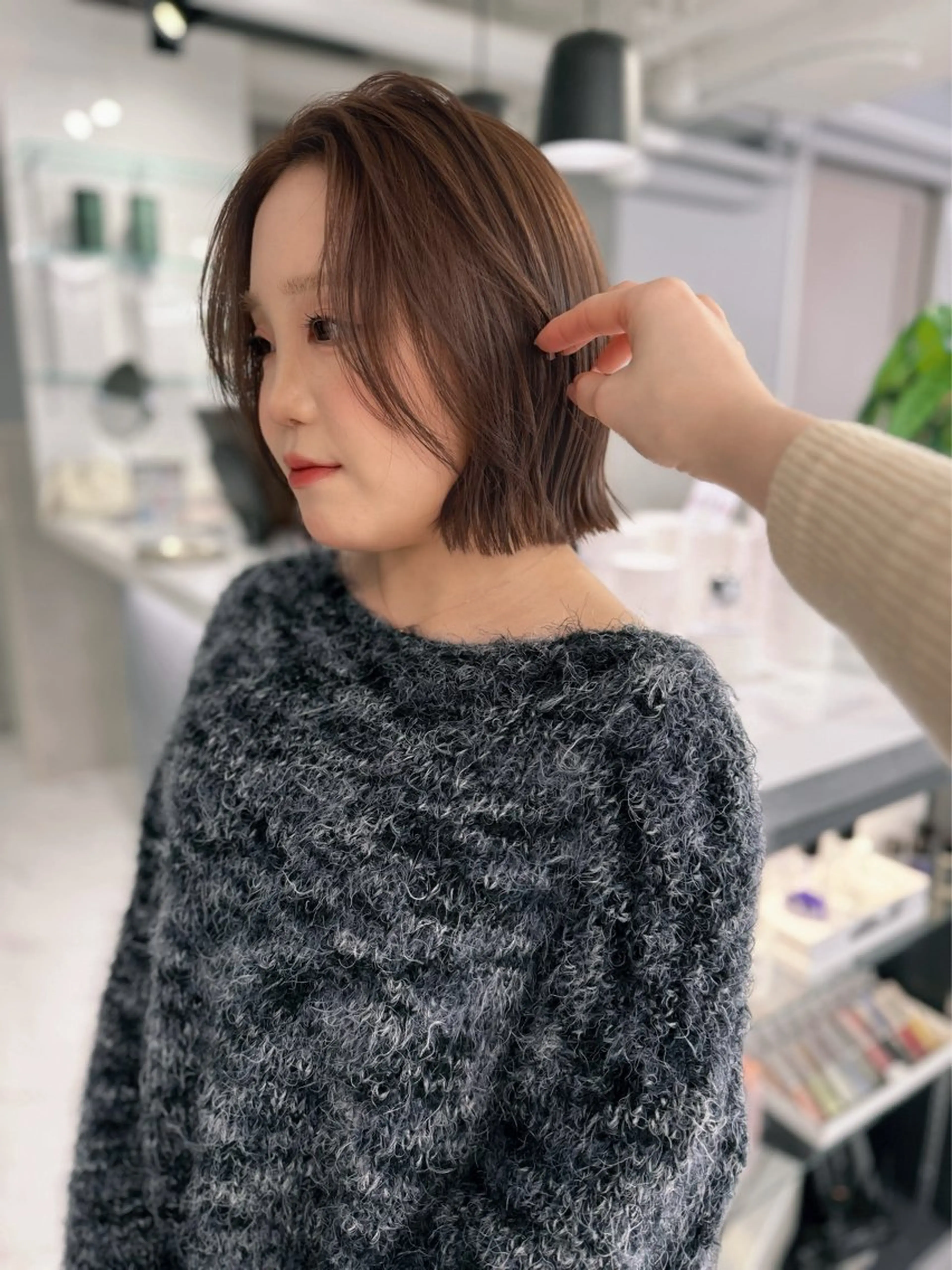 カット sena⌇ベージュ⌇ ブリーチなしWカラーのヘアスタイル