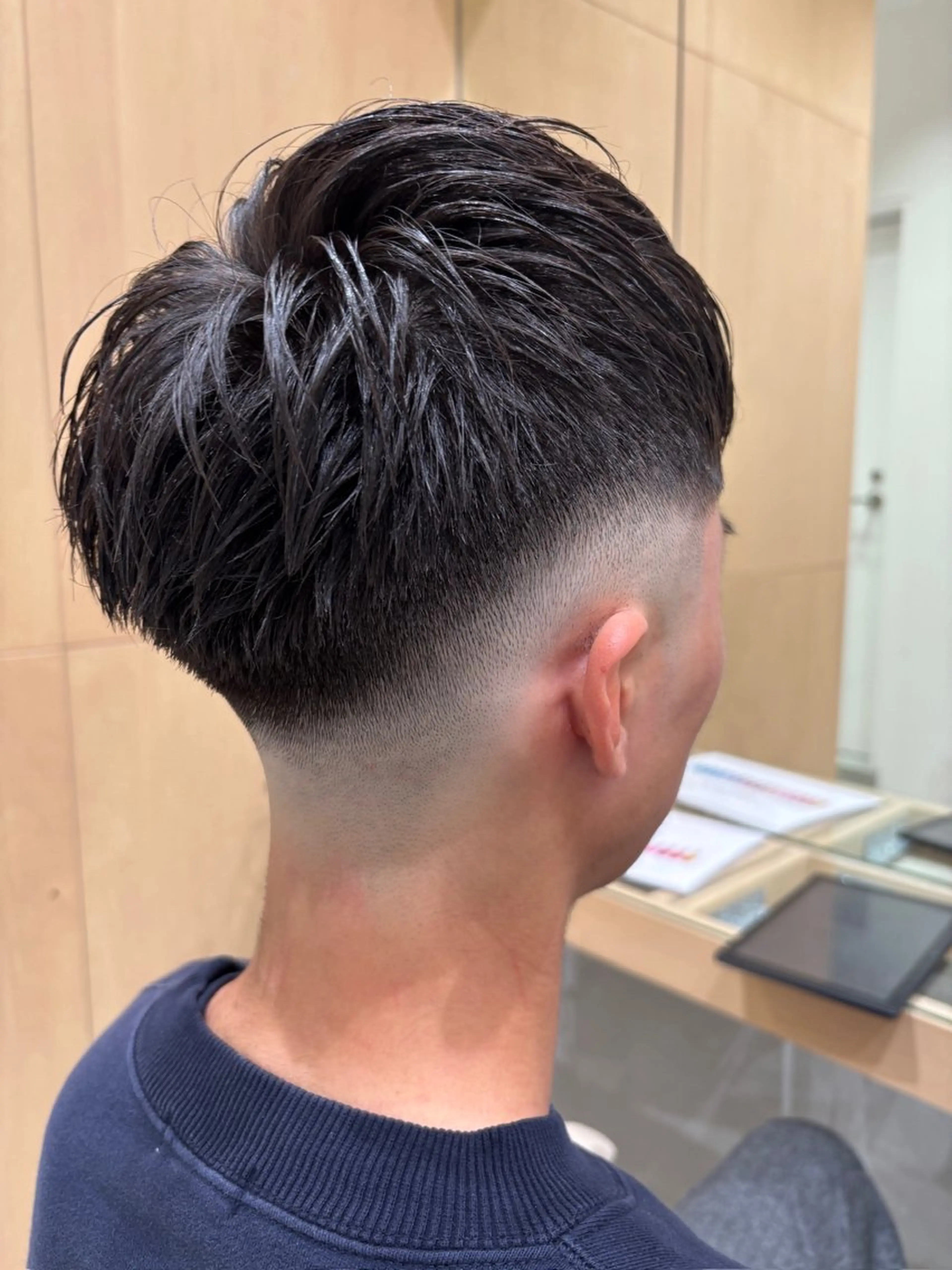 パーマ メンズ フェードカット メンズパーマ スキンフェード 🐲ツイスパ🐲 フェード/龍のヘアスタイル