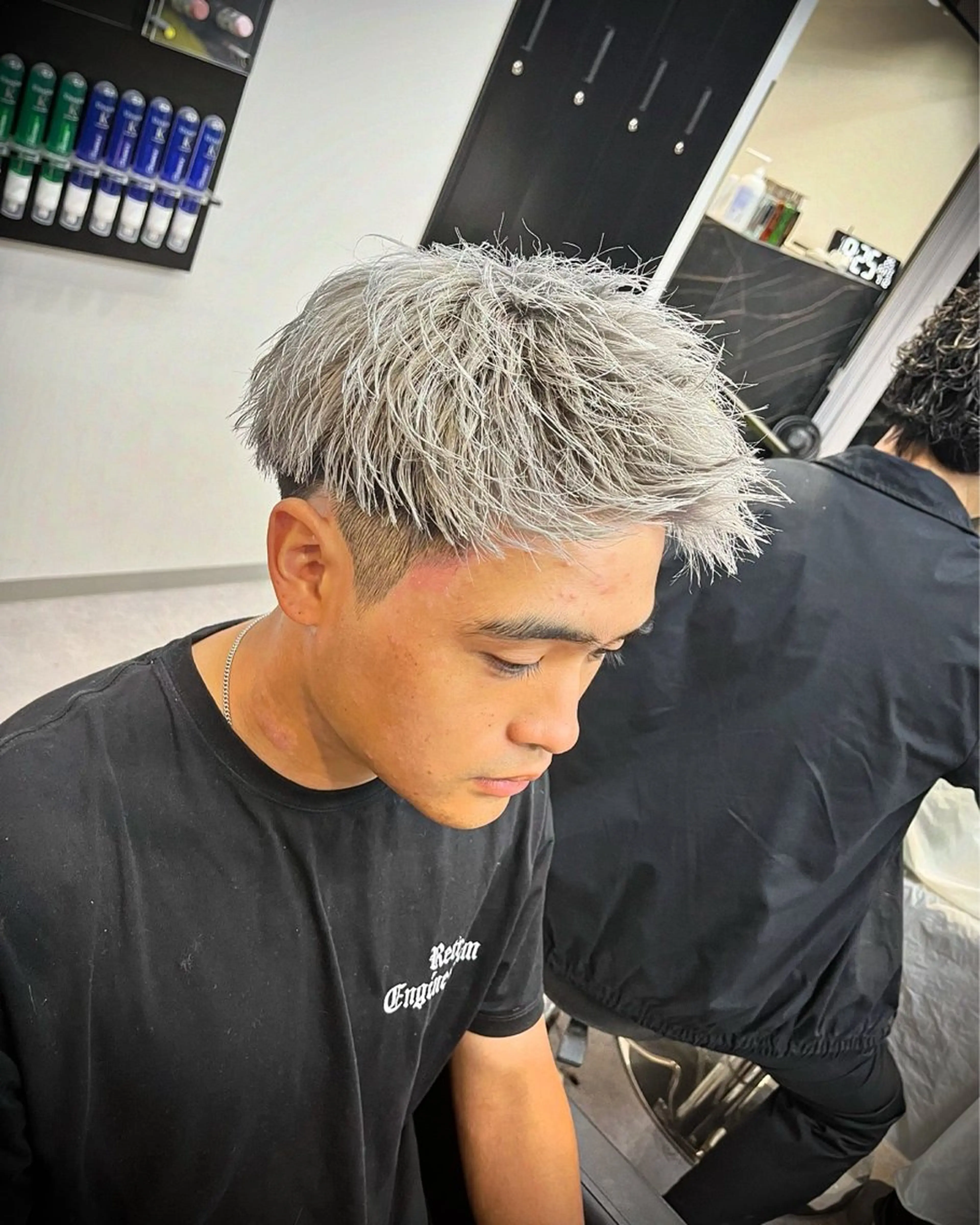 ショート カラー ヘアアレンジ メンズ メンズブリーチ ブリーチ カット ヘアカラー ヘアセット men'slapis YUTOのヘアスタイル