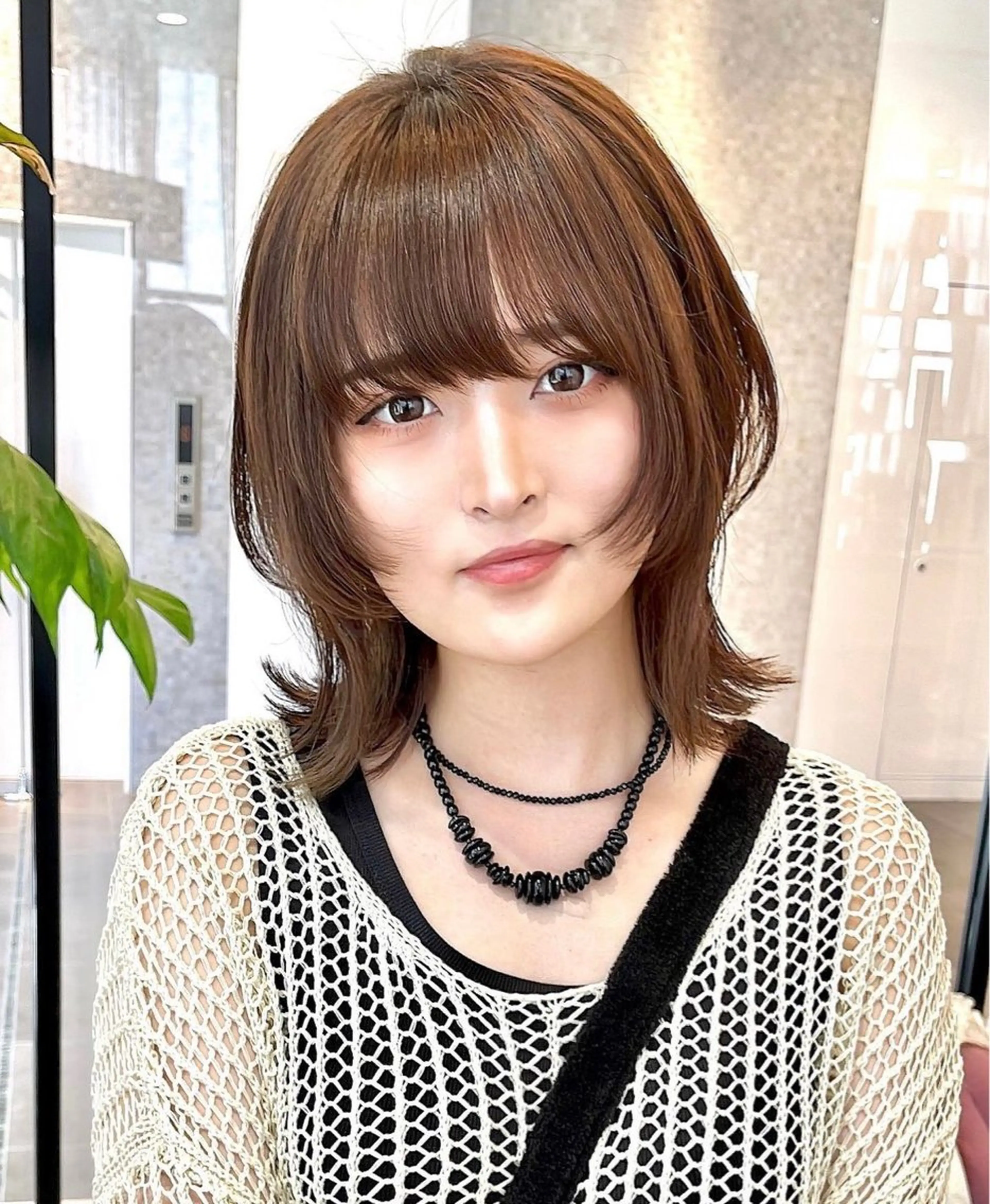 ミディアム ウルフカット 大阪ウルフカット 🐺デザインカラーのヘアスタイル