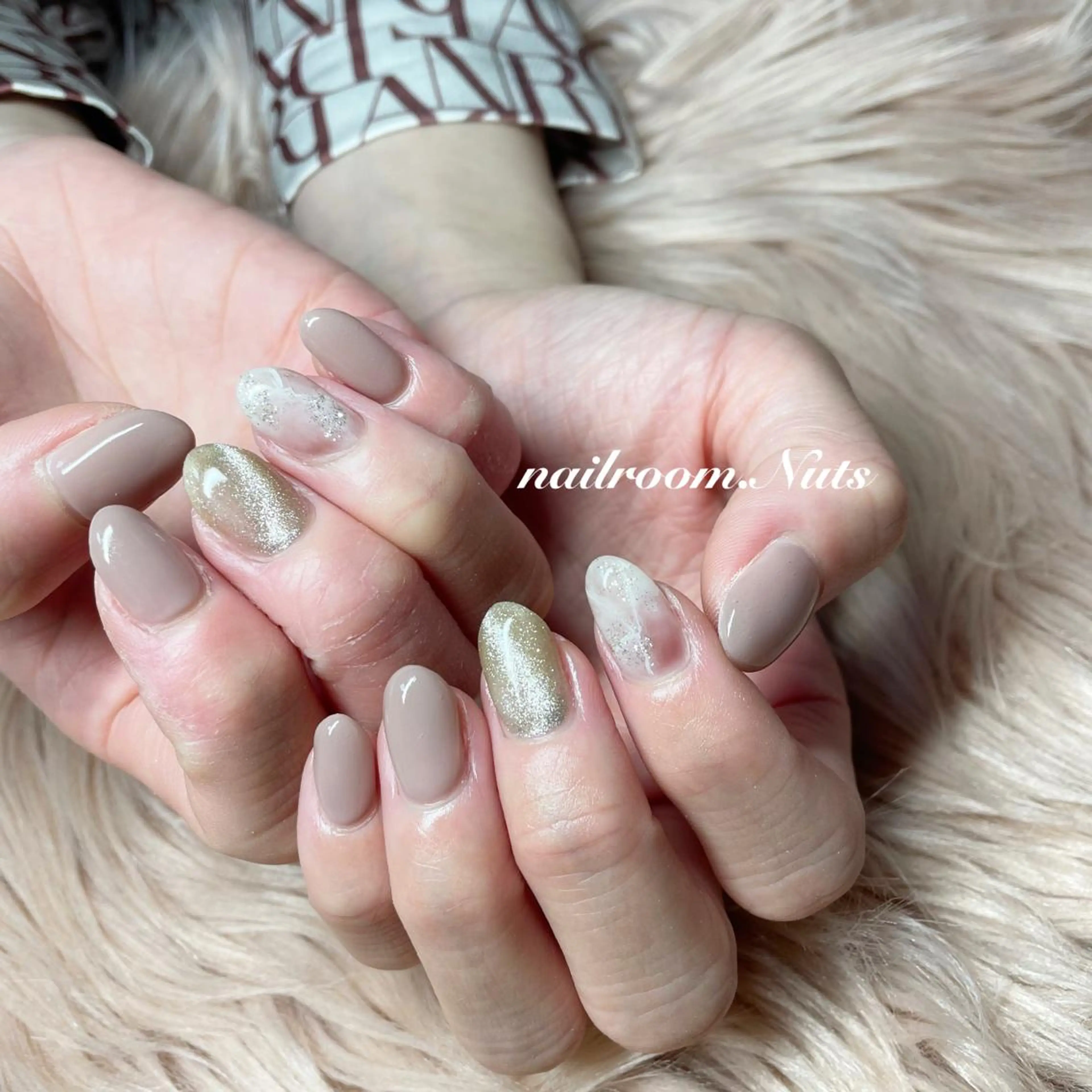 ネイル マグネットネイル ハンドネイル nailsalon Nutsのネイルデザイン