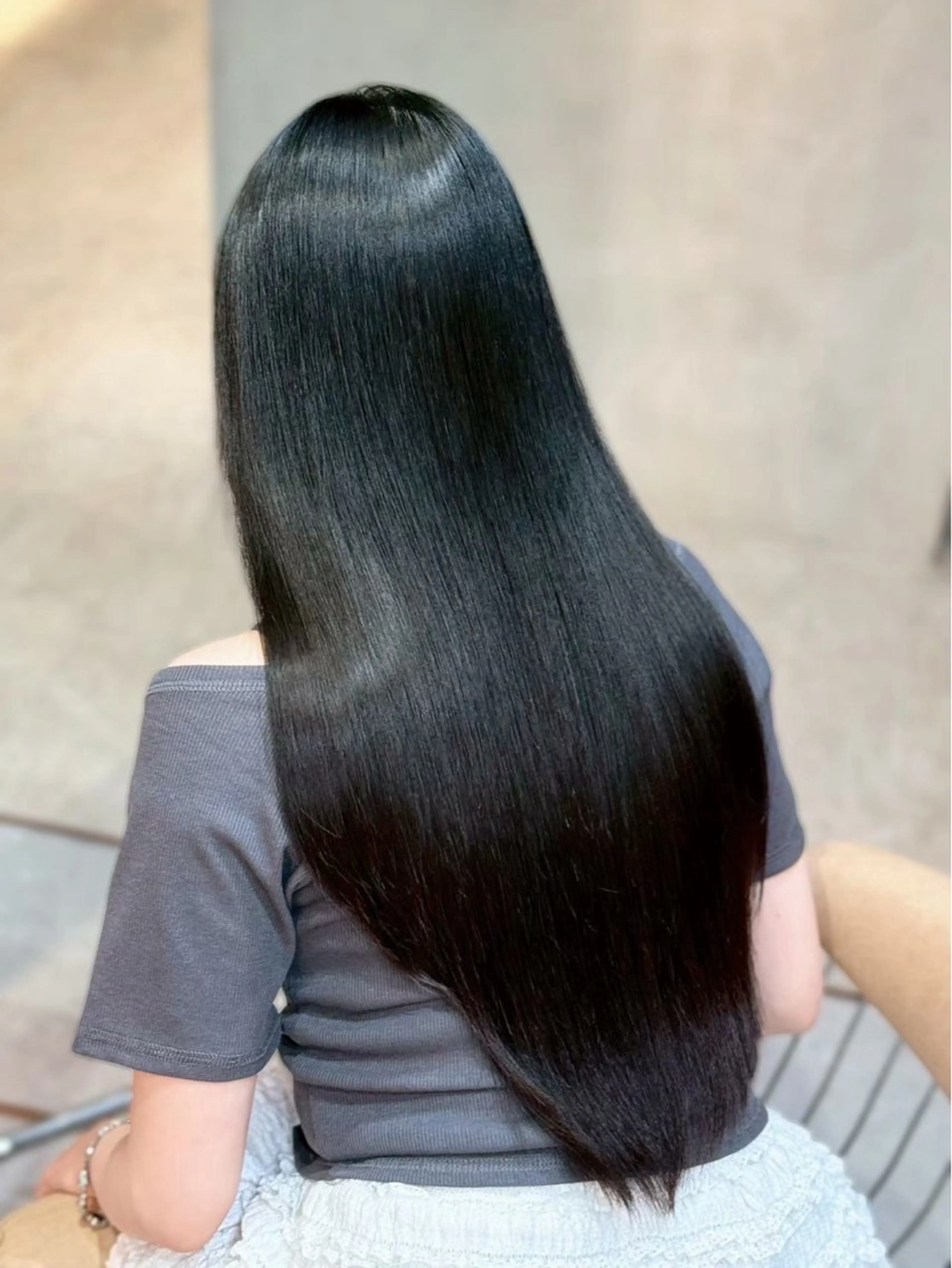 縮毛矯正 ブリーチなし透明感カ ラー🫧/Kannaのヘアスタイル