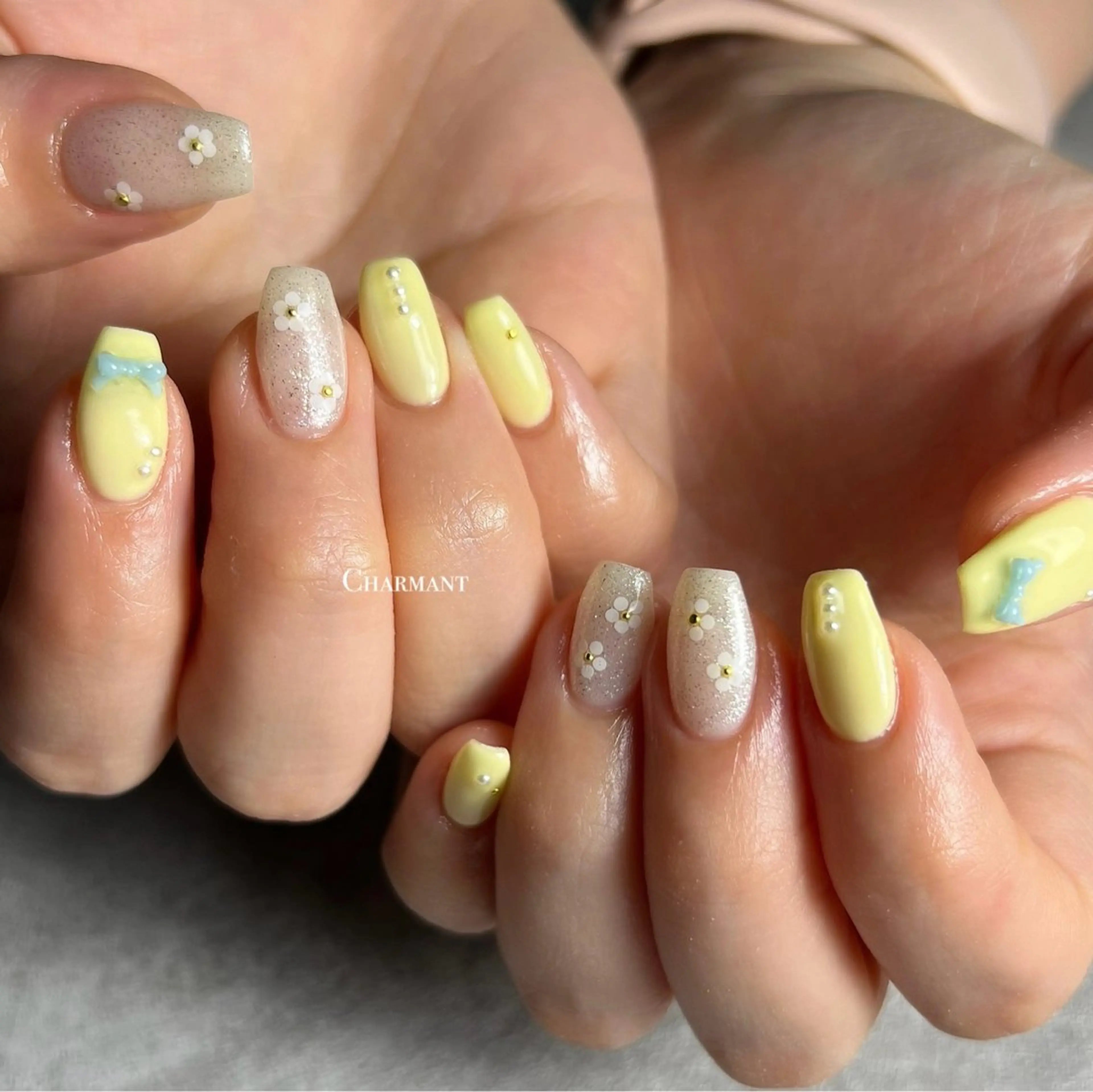 ネイル ハンドネイル Minako 【Charmant】のネイルデザイン
