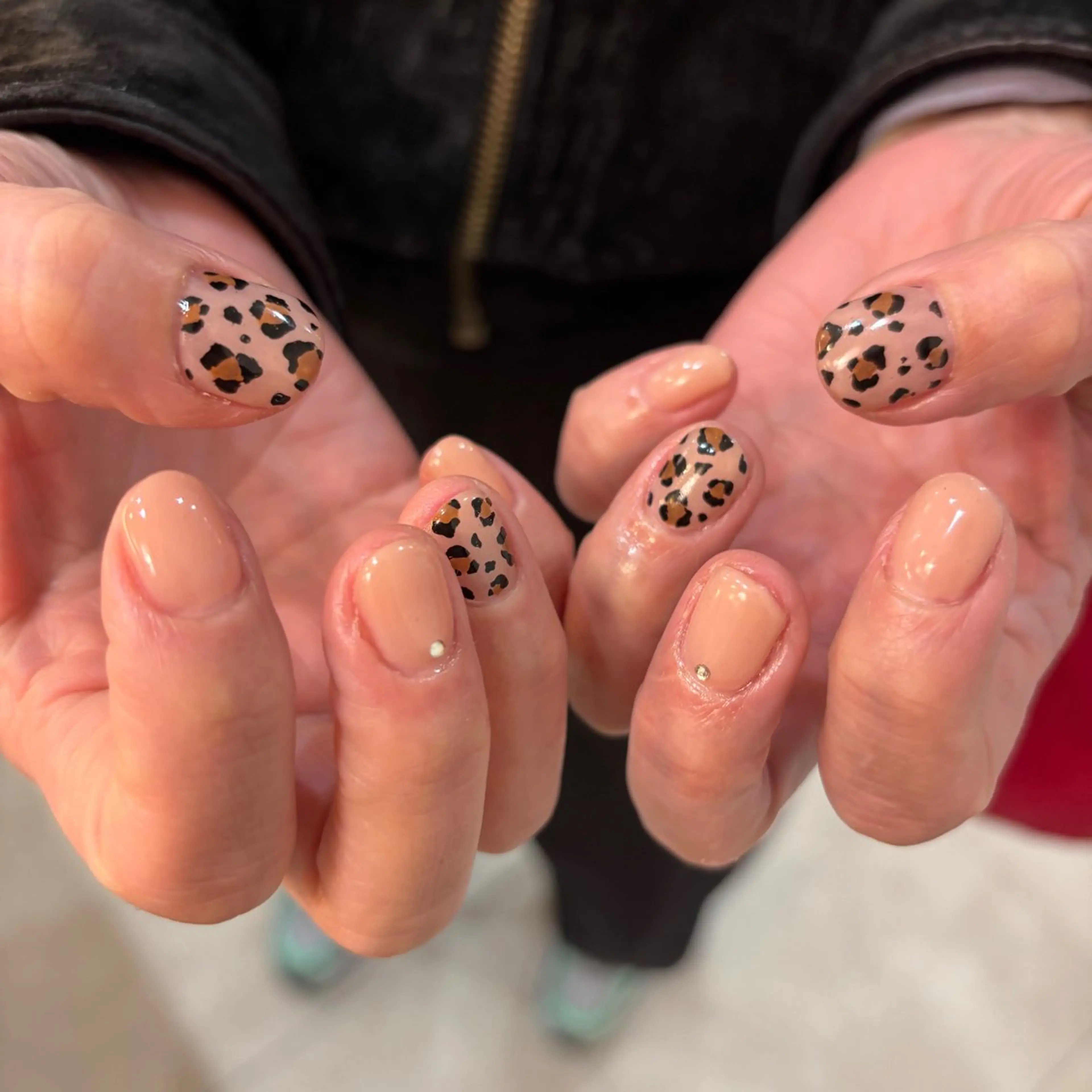 ネイル ハンドネイル フットネイル 栗田 ゆう子のネイルデザイン