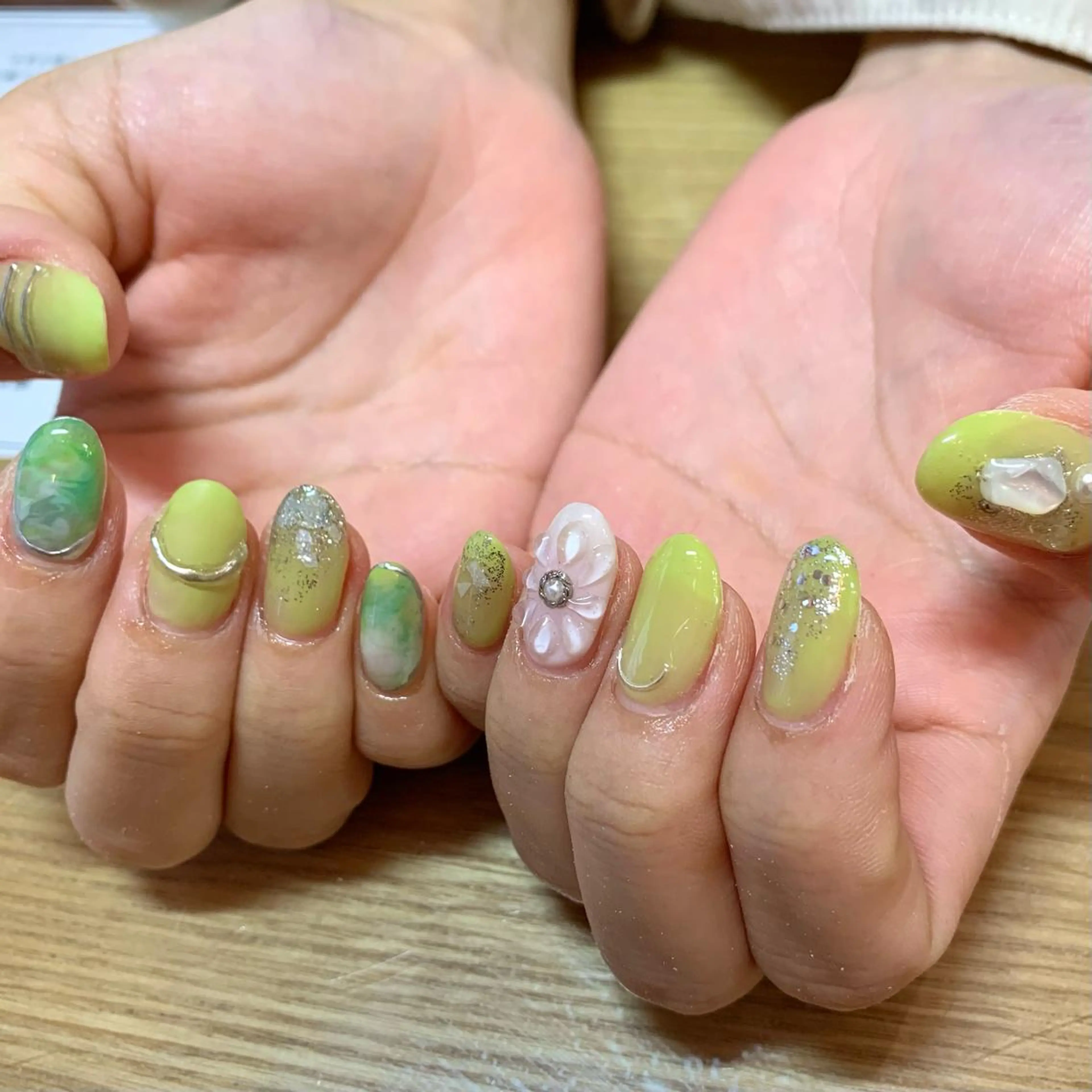 ネイル K. Ayanaのネイルデザイン