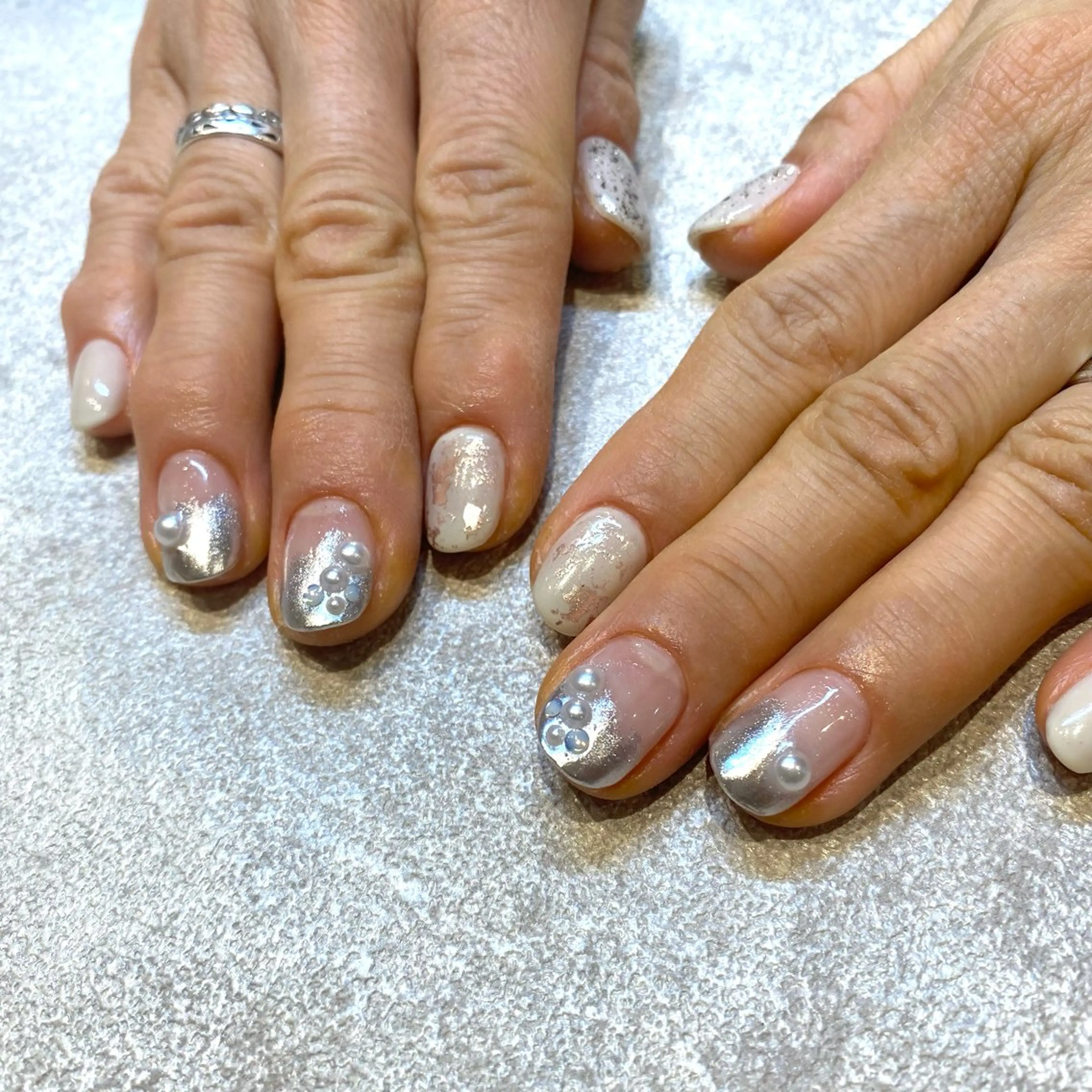 ネイル ニュアンスネイル 春ネイル MAHO W 【深江橋店】のネイルデザイン