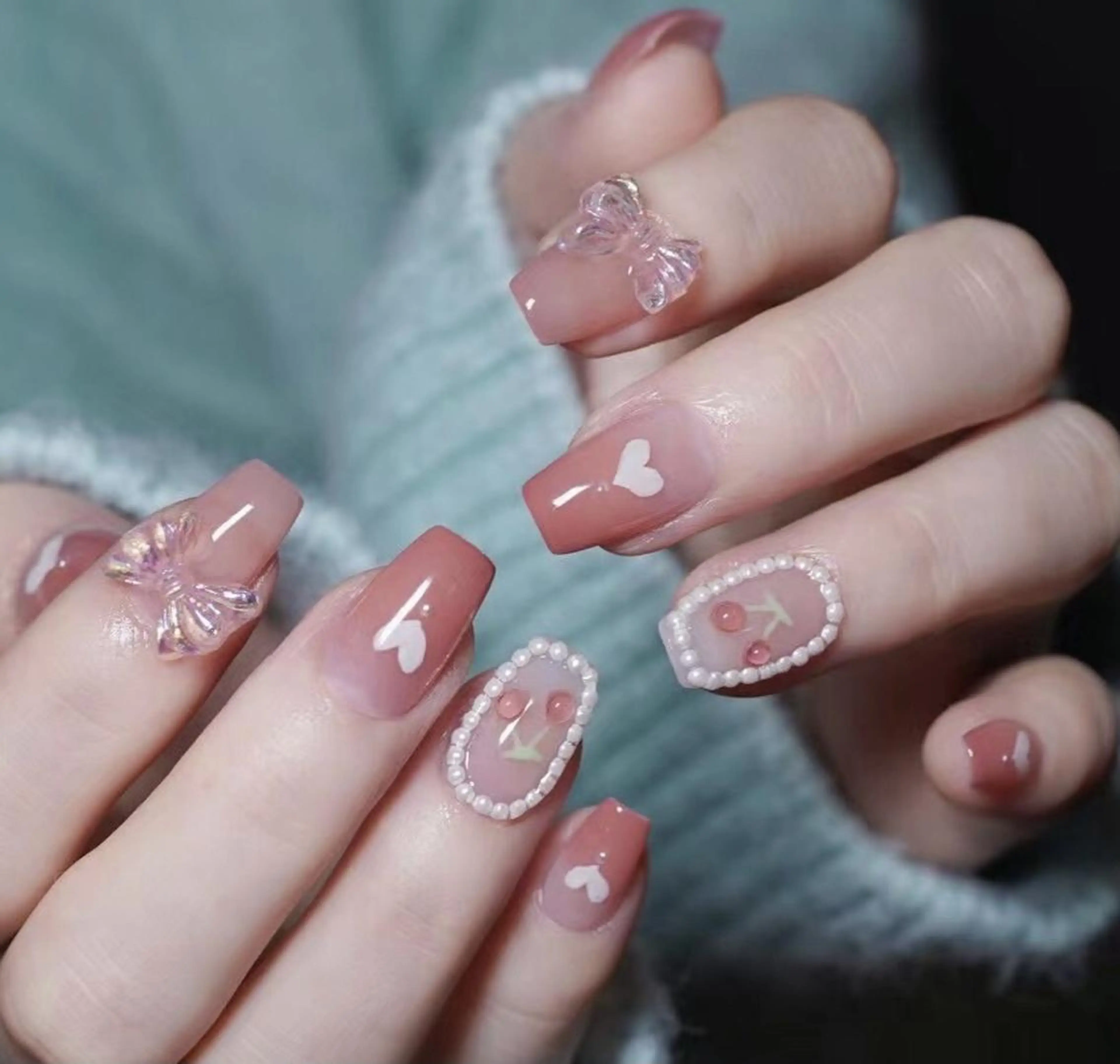 ネイル ハンドネイル リ サのネイルデザイン