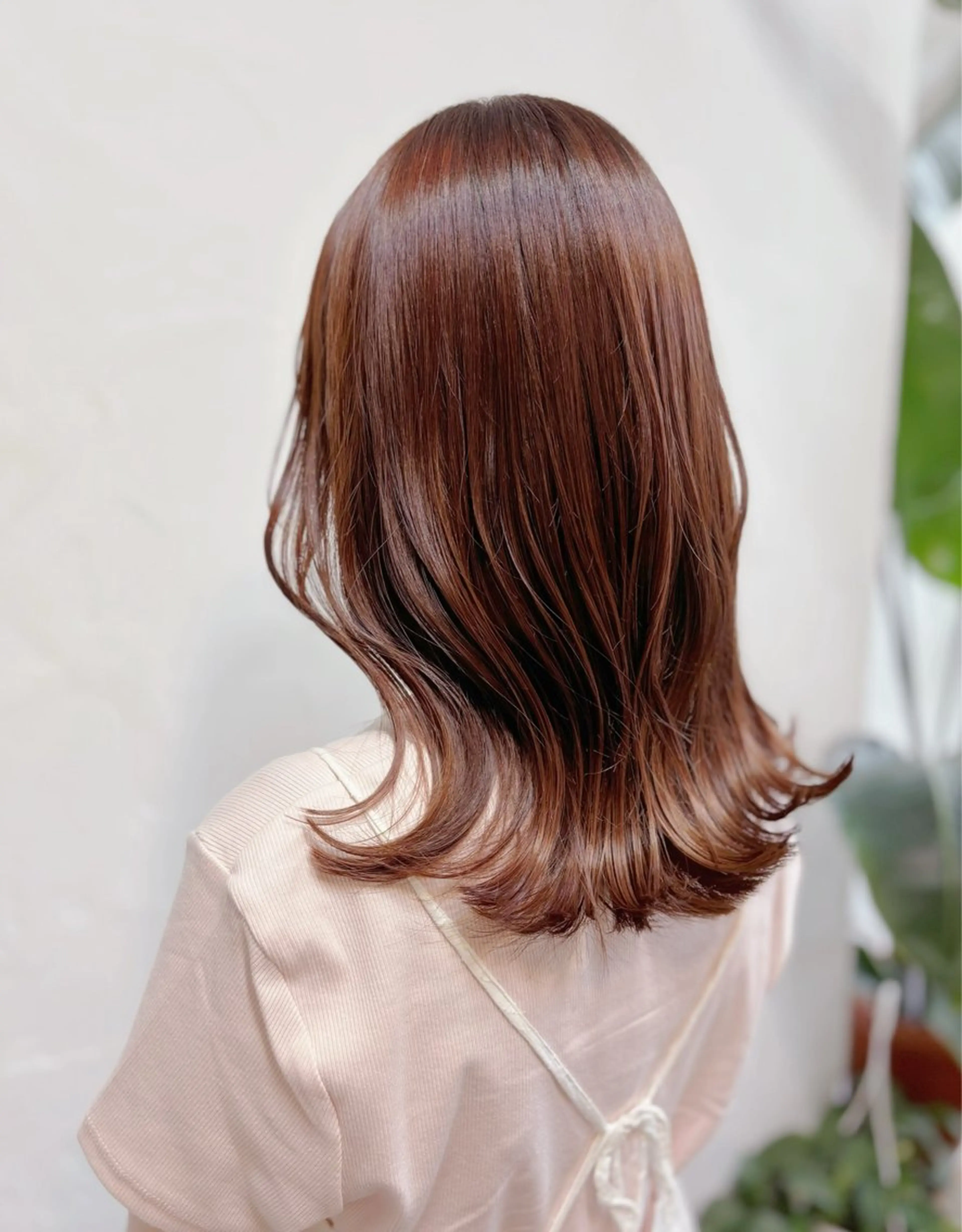 ミディアム カット ヘアカラー トリートメント ふわっとレイヤー 🪽スガヤハルミのヘアスタイル