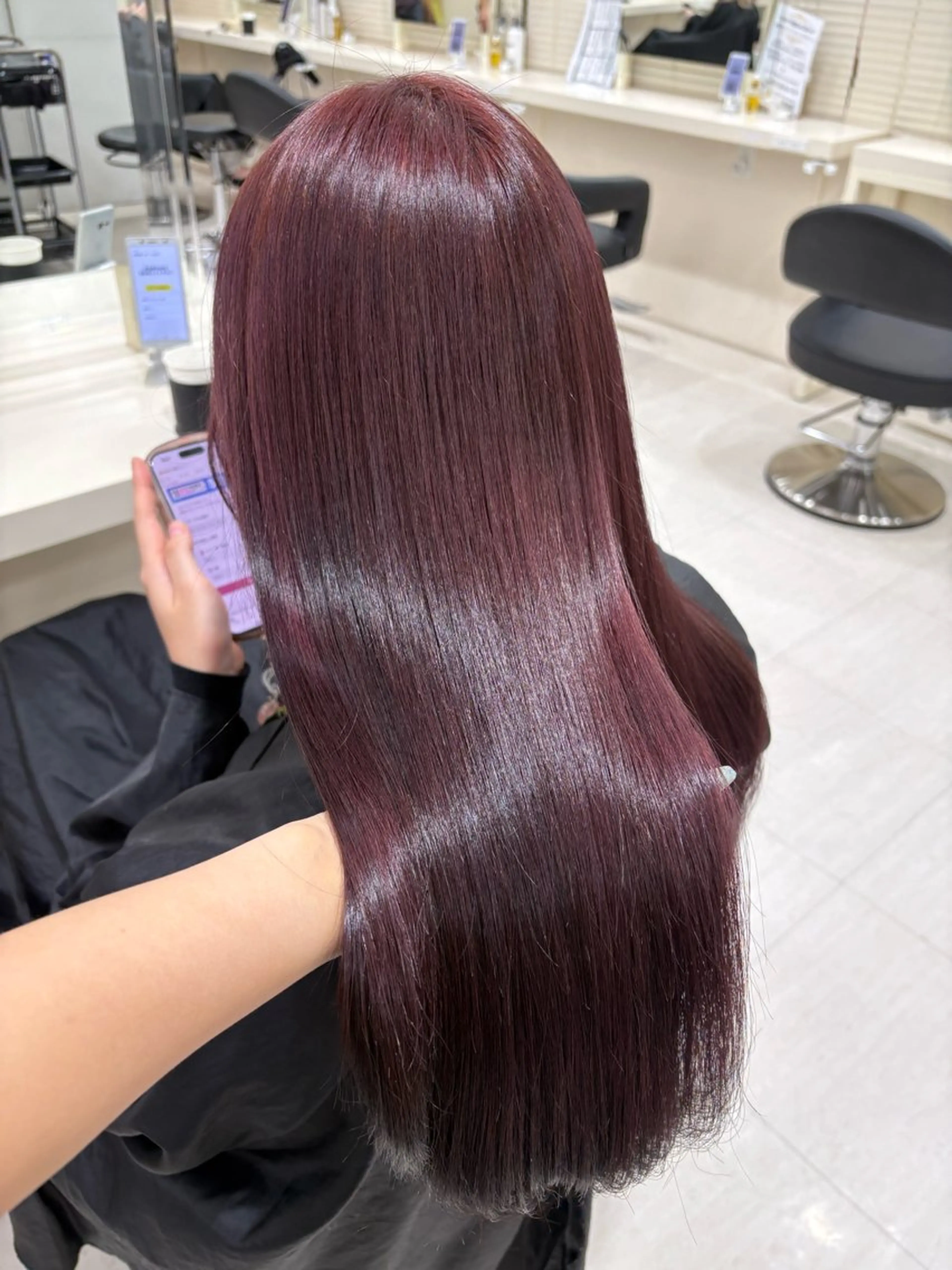 ロング カラー ヘアアレンジ ヘアカラー 透明感暗髪カラー🦦 おとは🫧のヘアスタイル